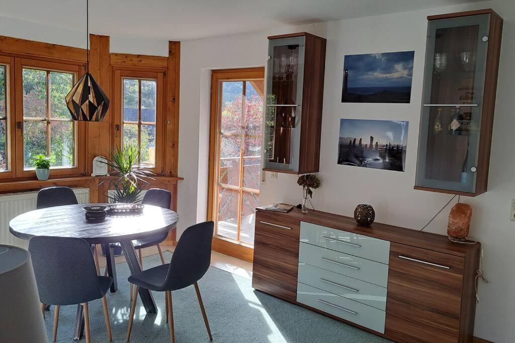 Gemütliche Waldrandlage in Badenweiler Sehringen Ferienwohnung