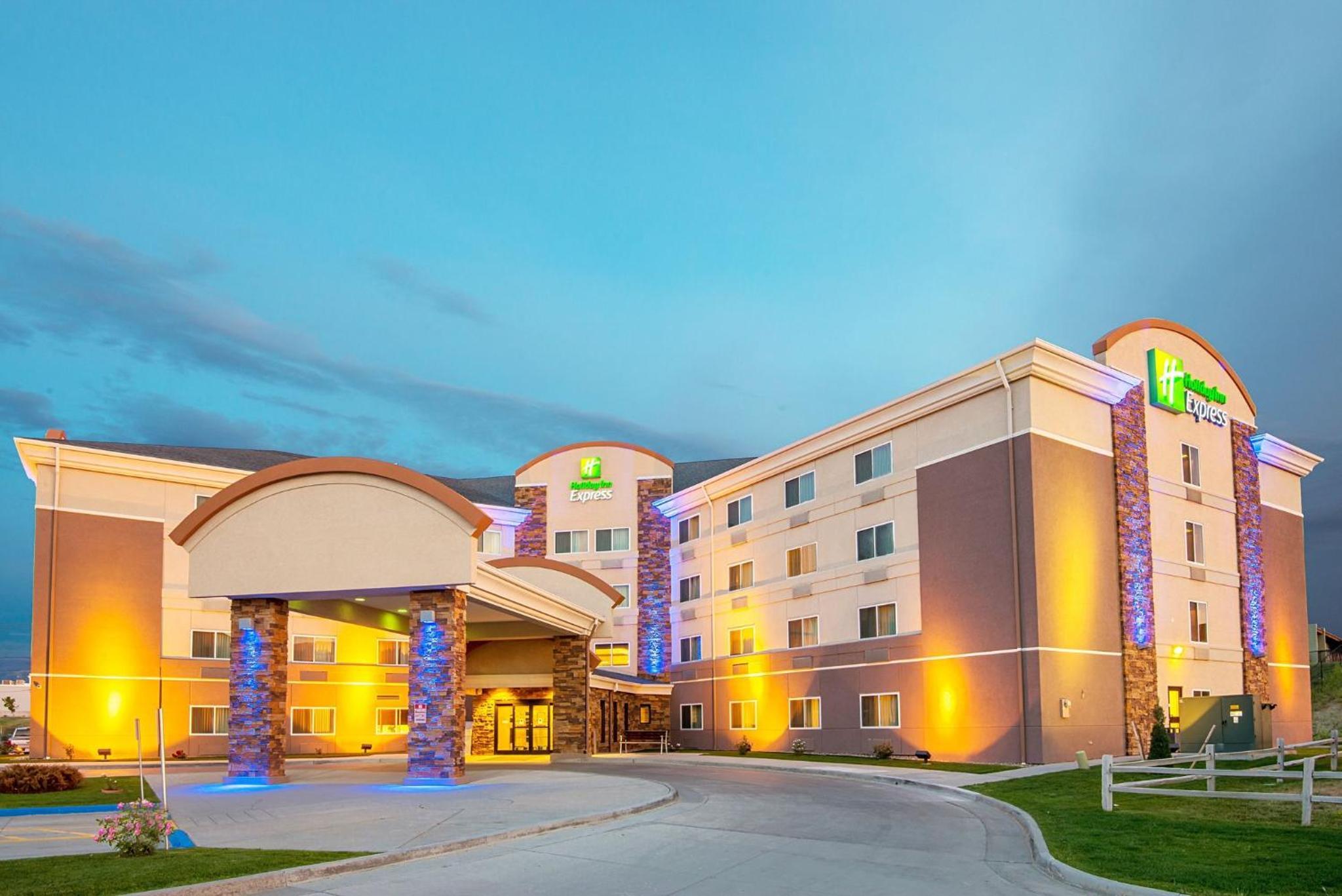 Casper Vacations - Holiday Inn Express Casper I-25, an IHG Hotel - Property Image 1