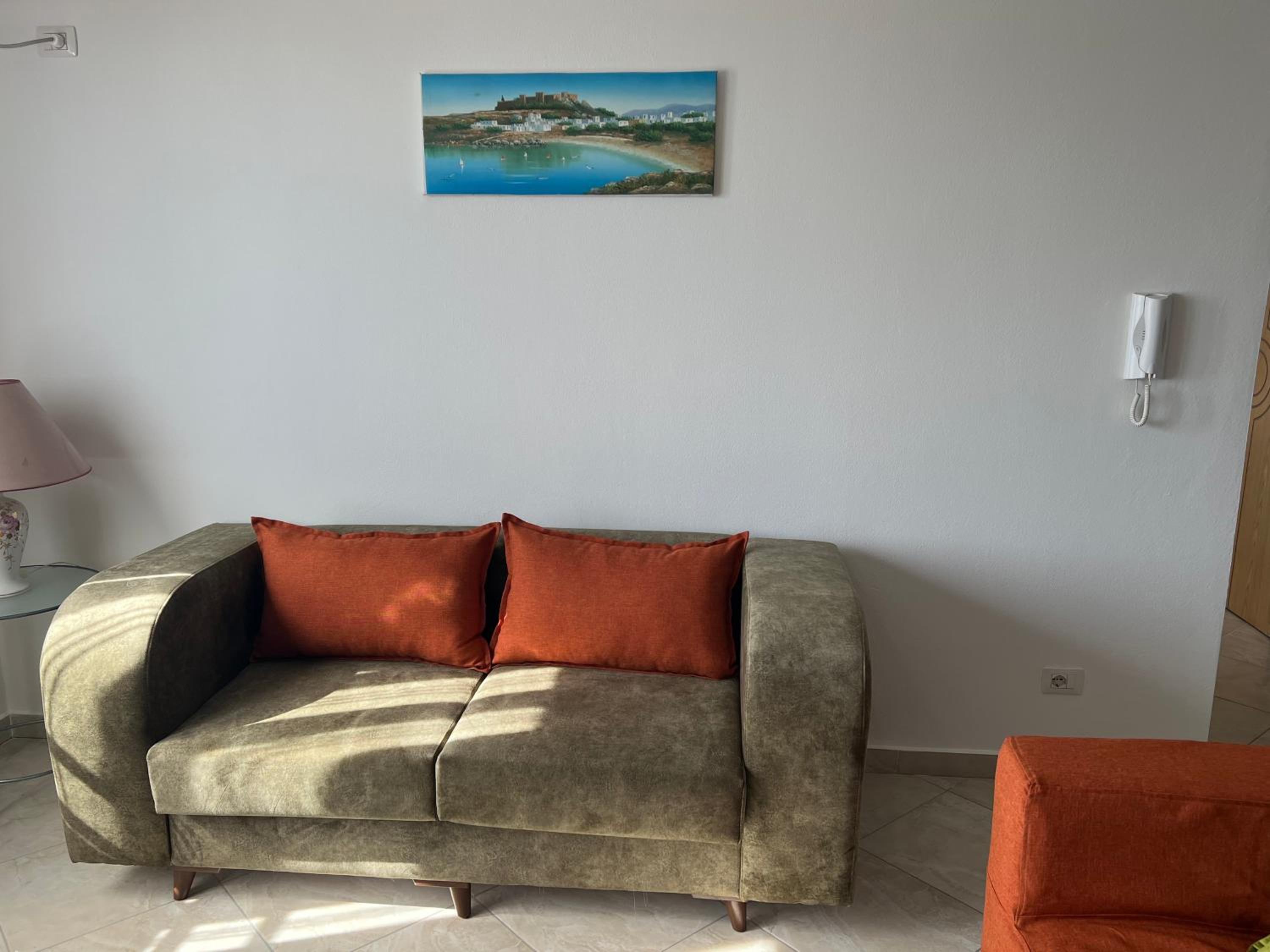 Sol Apartment