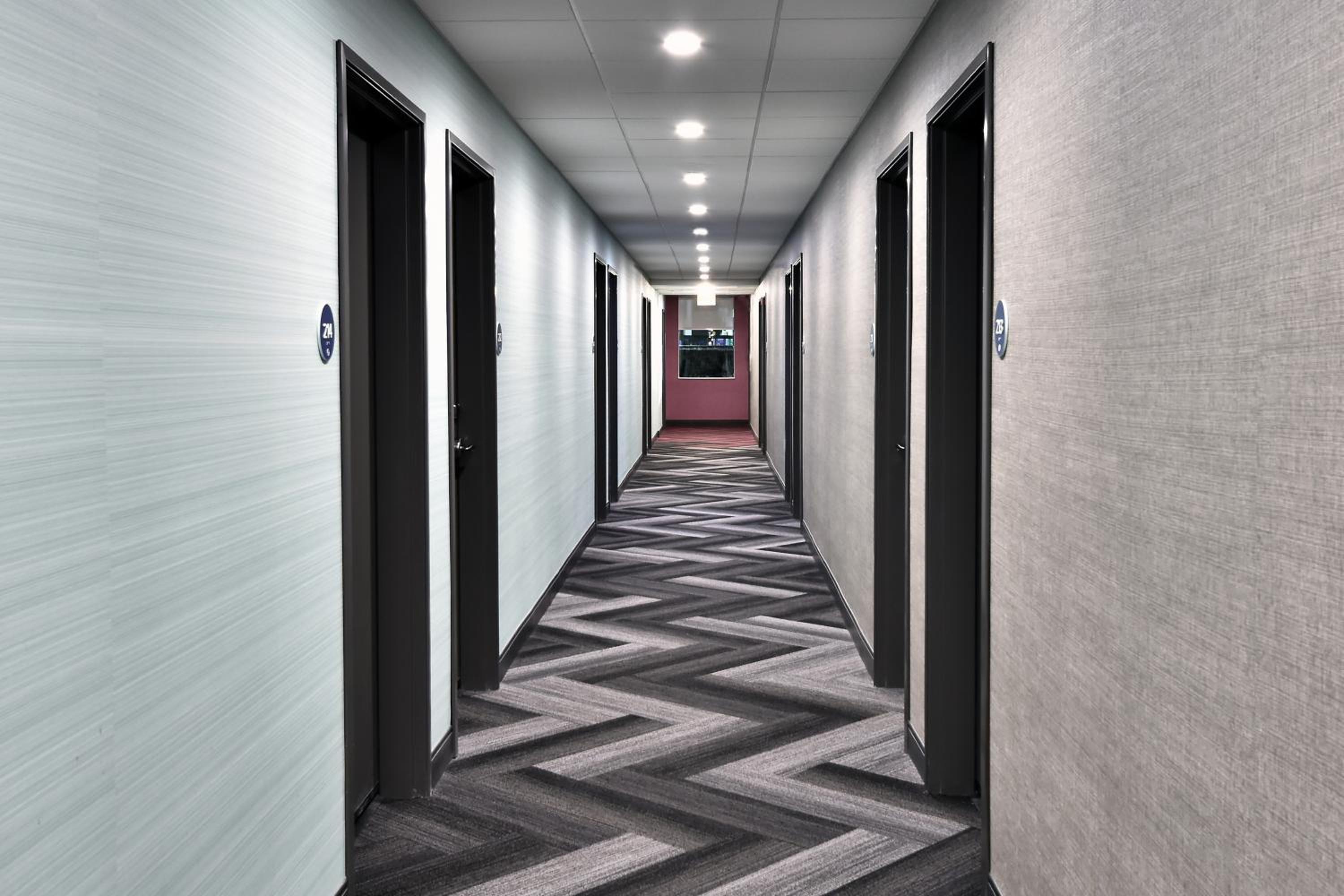 Beckley Vacations - Tru By Hilton Beckley, Wv - Property Image 3