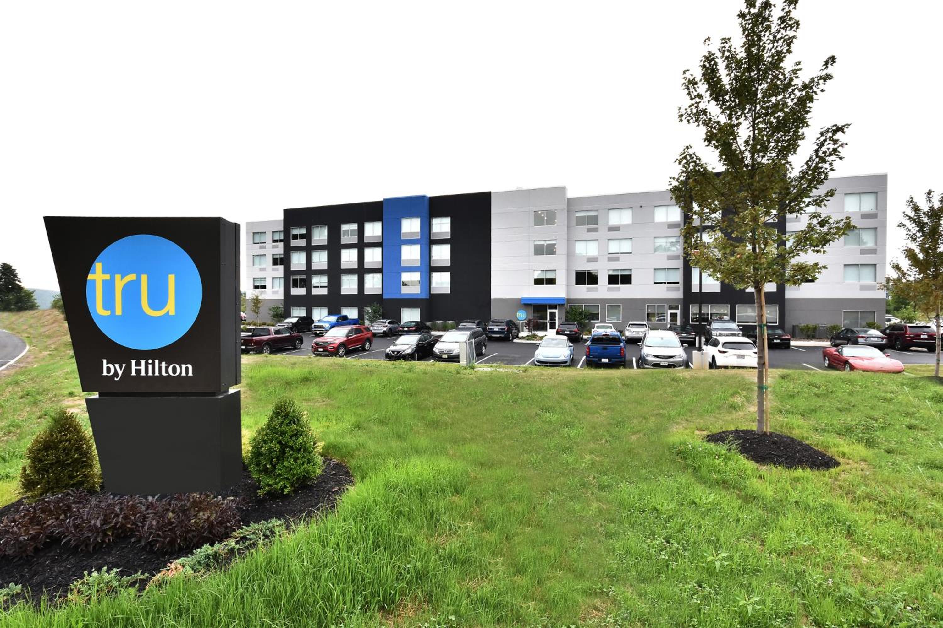 Beckley Vacations - Tru By Hilton Beckley, Wv - Property Image 18