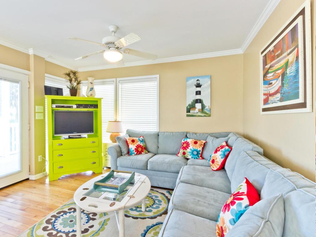 Sandys North Shore view 4