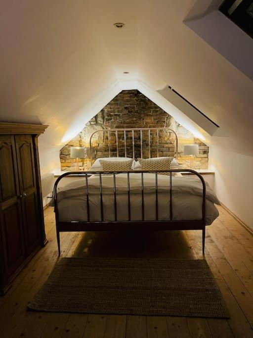 Historic Cottage in the Heart of Old Aberdeen. view 4