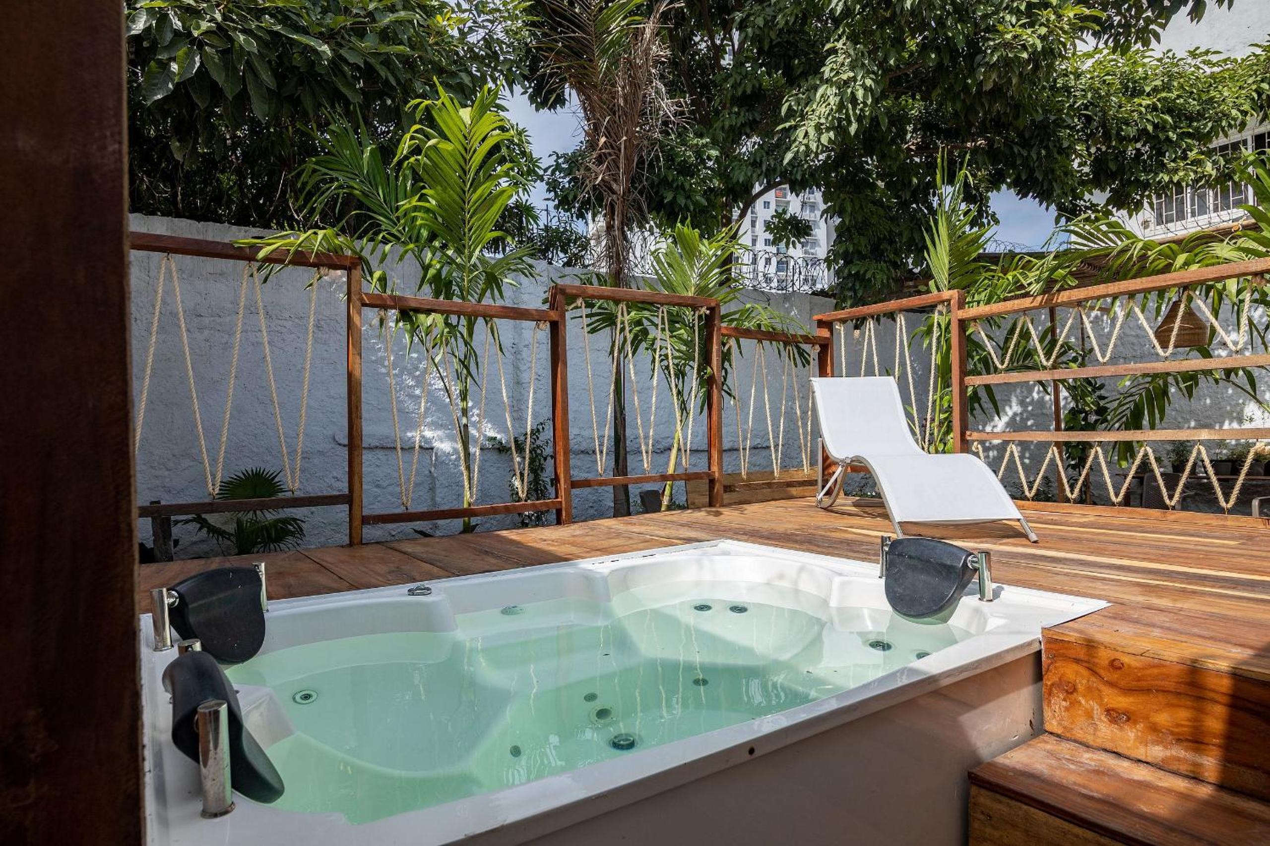 Hogarden: affordable luxury+ experiences