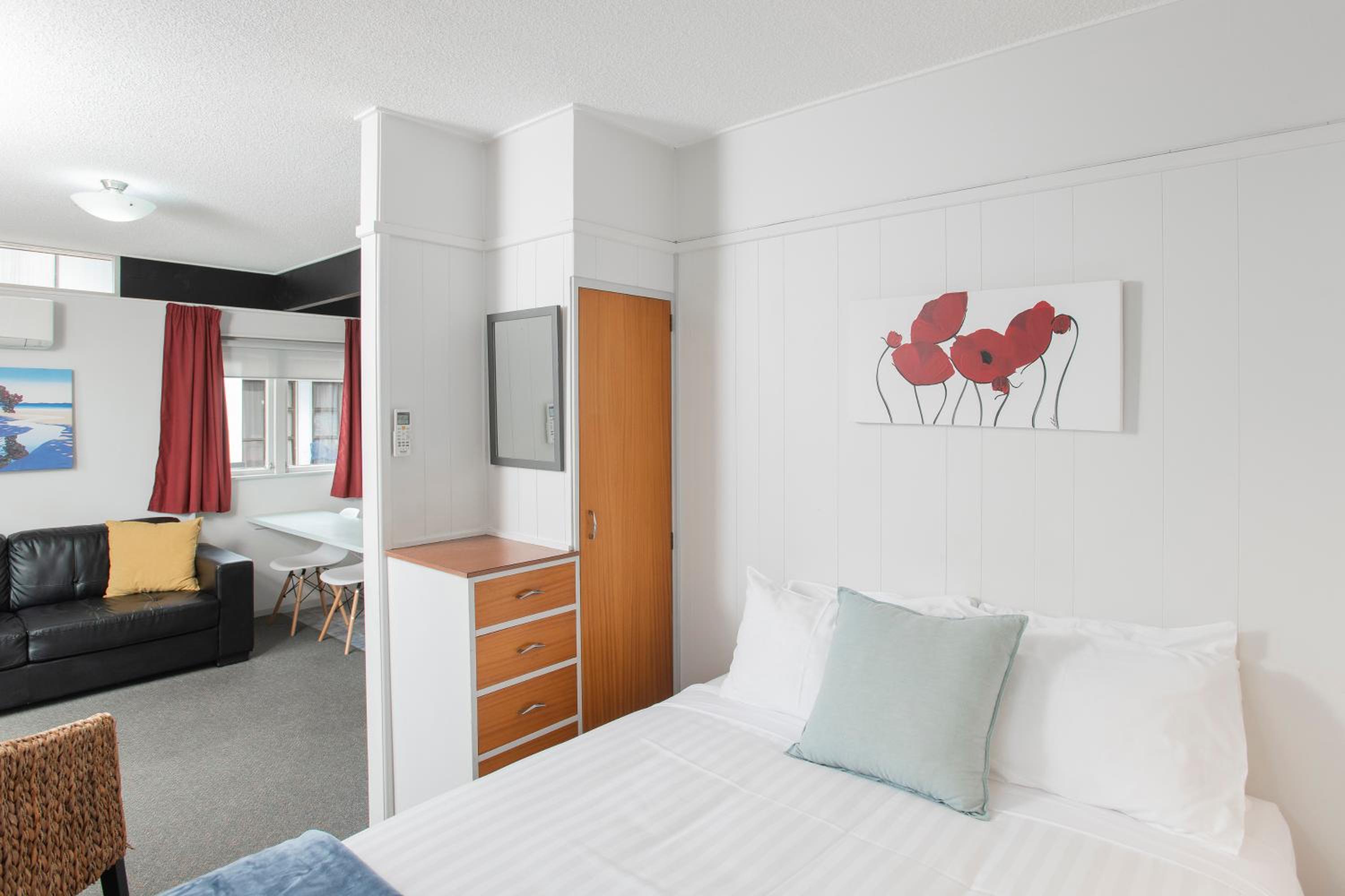 Waikanae Beach Motel