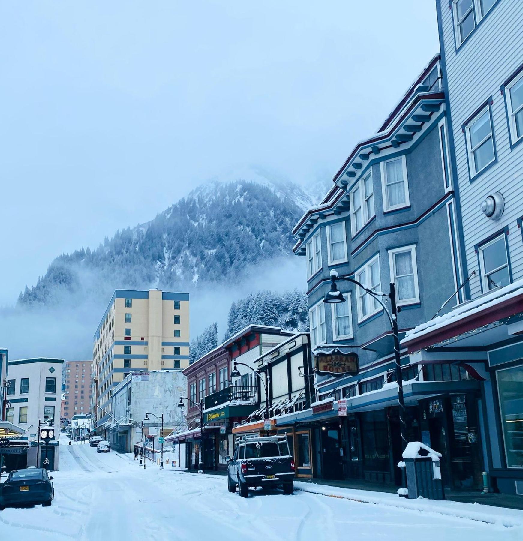 Juneau Vacations - Alaskan Hotel and Bar - Property Image 5