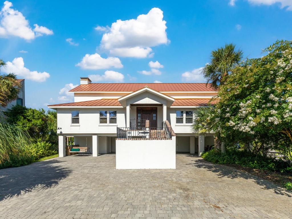 Van Horne Villa view 3