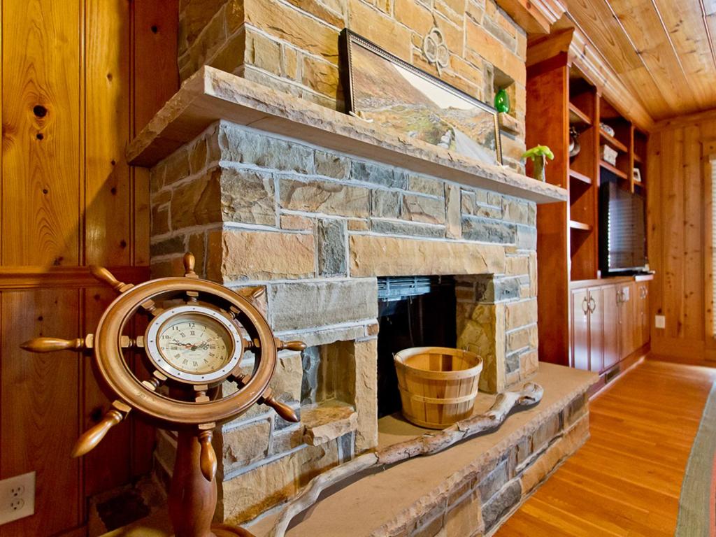 Van Horne Villa view 5