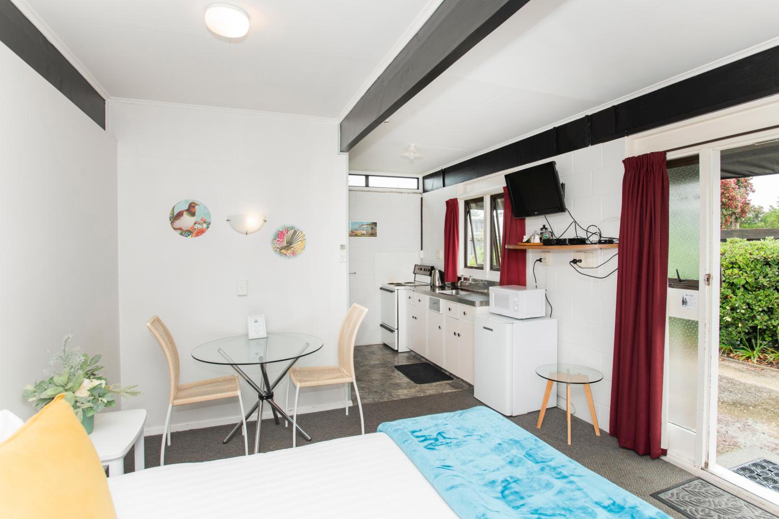 Waikanae Beach Motel