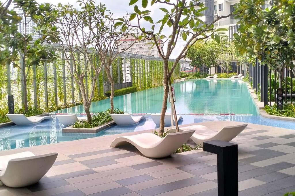 Highpark Suites Kelana Jaya by Kenangan Homes photo 1
