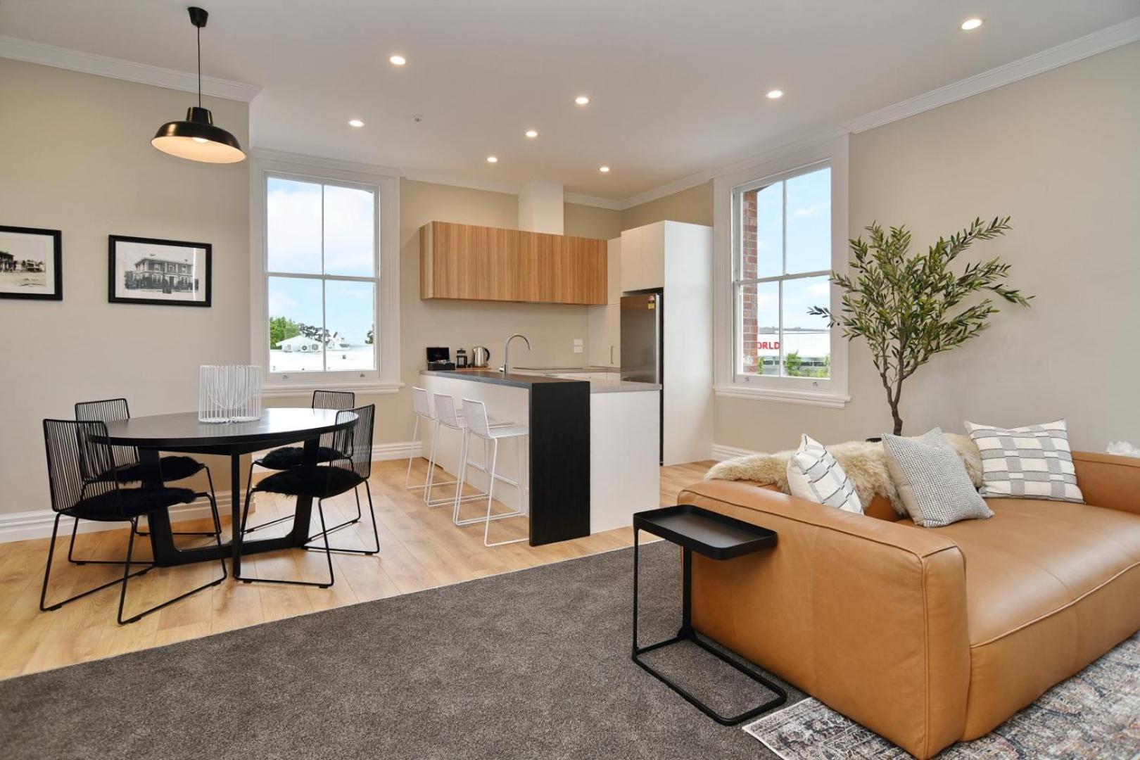 Kaiapoi Luxury Accommodation 2 - Bookahome view 5