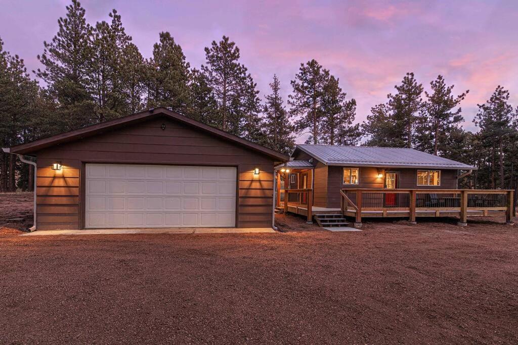 Mountain Getaway - Dark Sky Views - The Fossil Lodge view 3