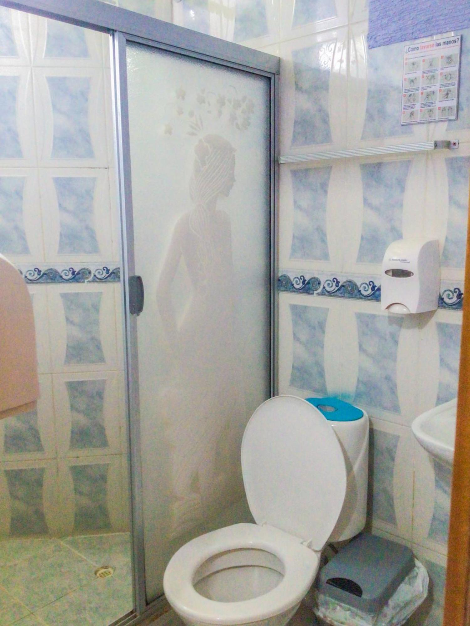 Photo 33