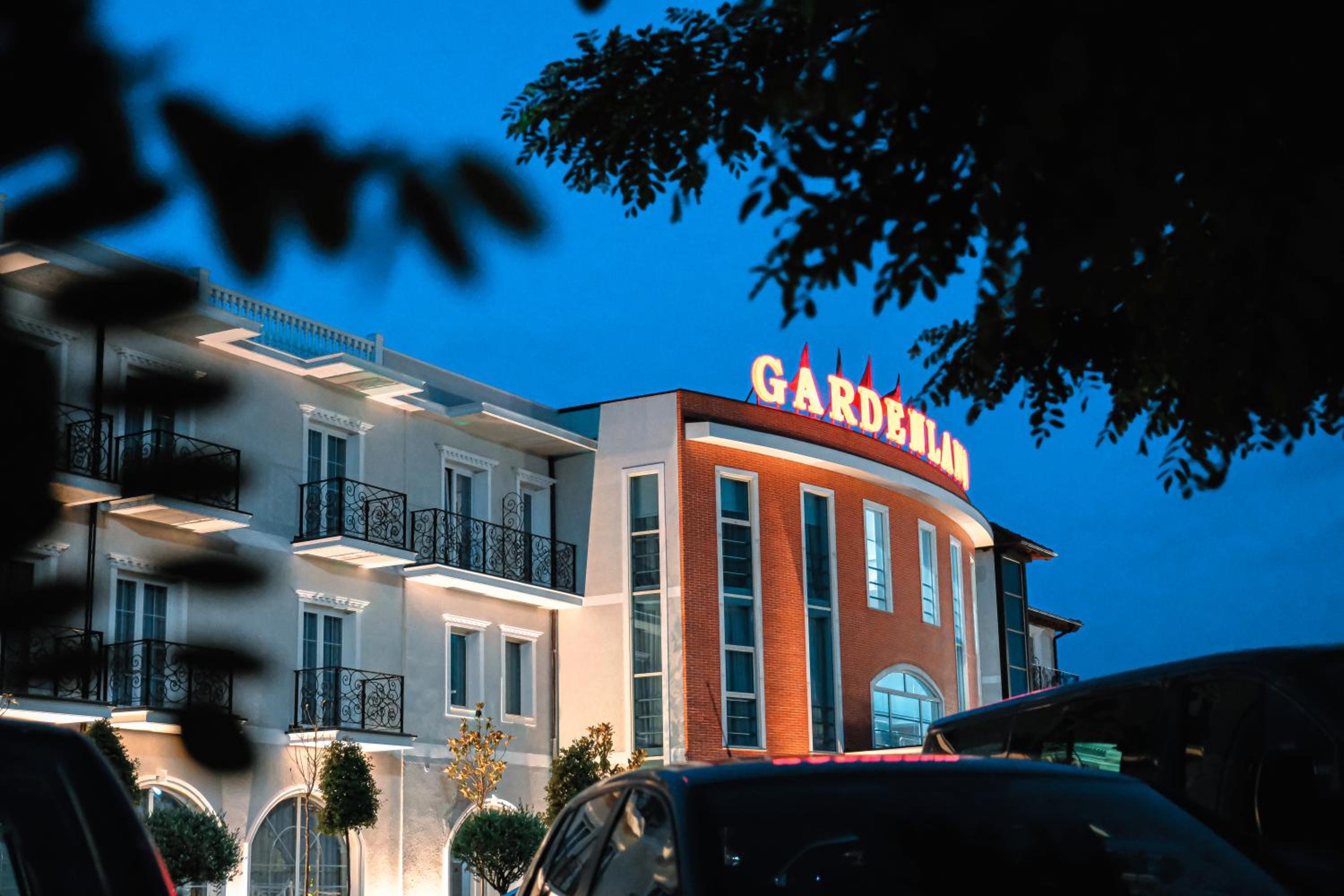 Gardenland Resort