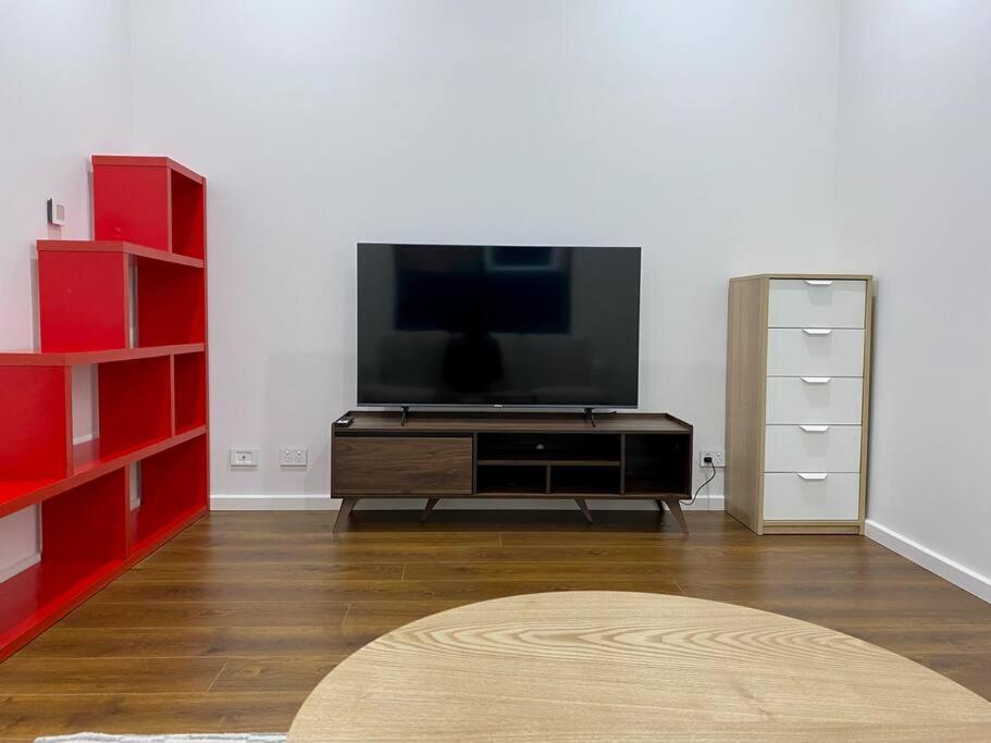 New Spacious Luxury 5 Bedroom Mansion in Unley