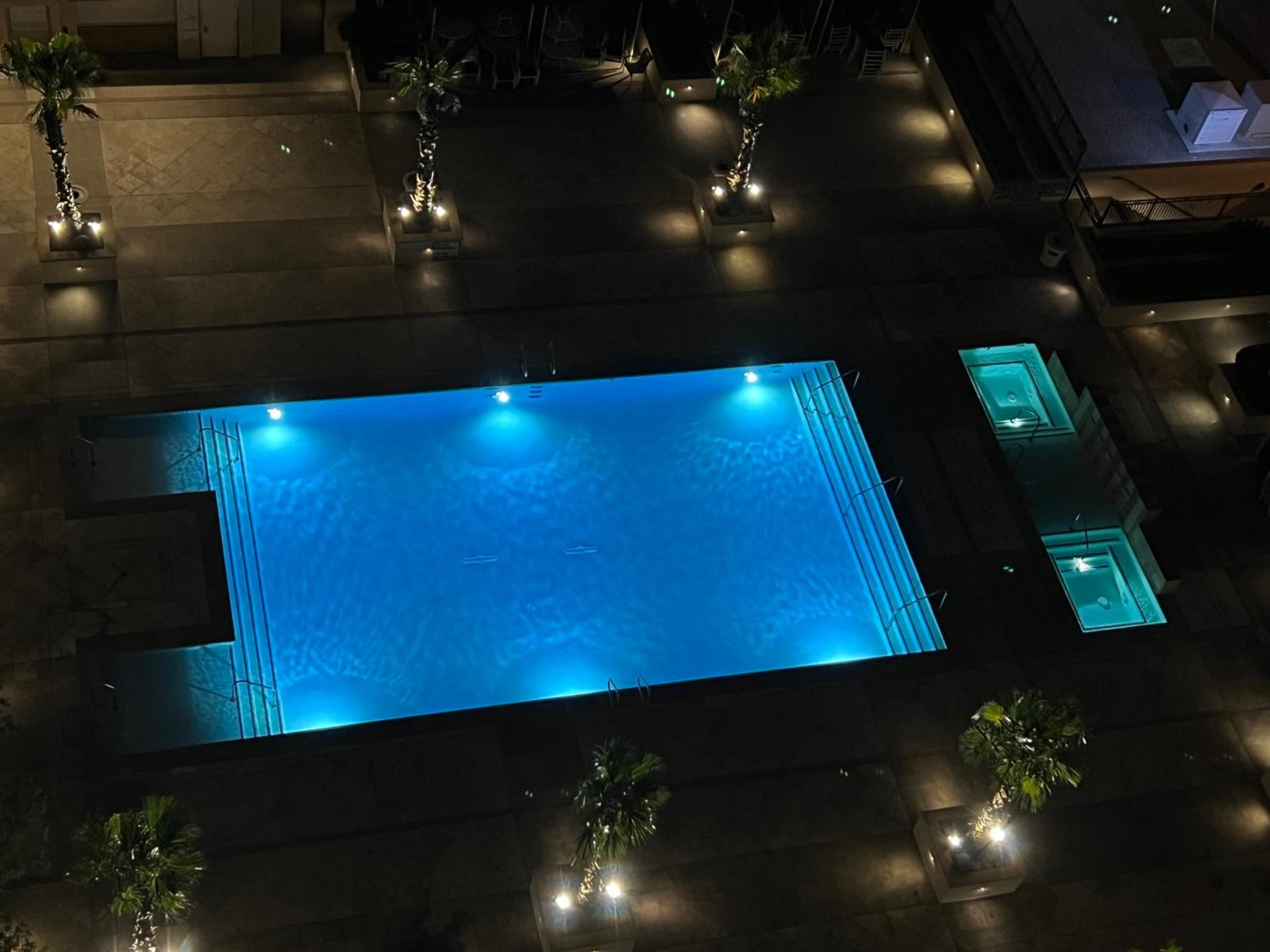 Luxury Studio MGM Signature, Great Location, Lazy River, No Resort Fees view 5