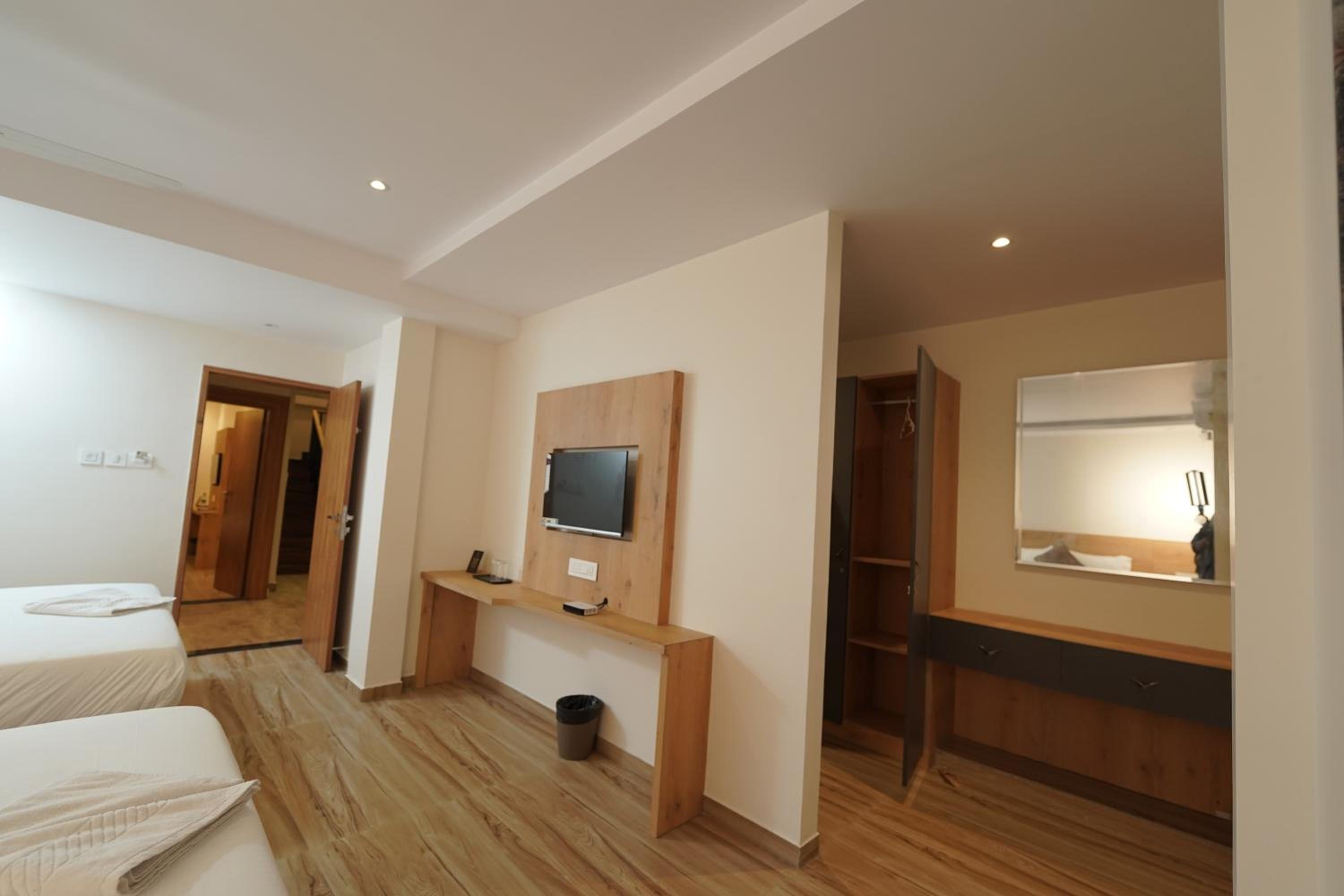 Cochin Vacations - Southern Residency - Property Image 5