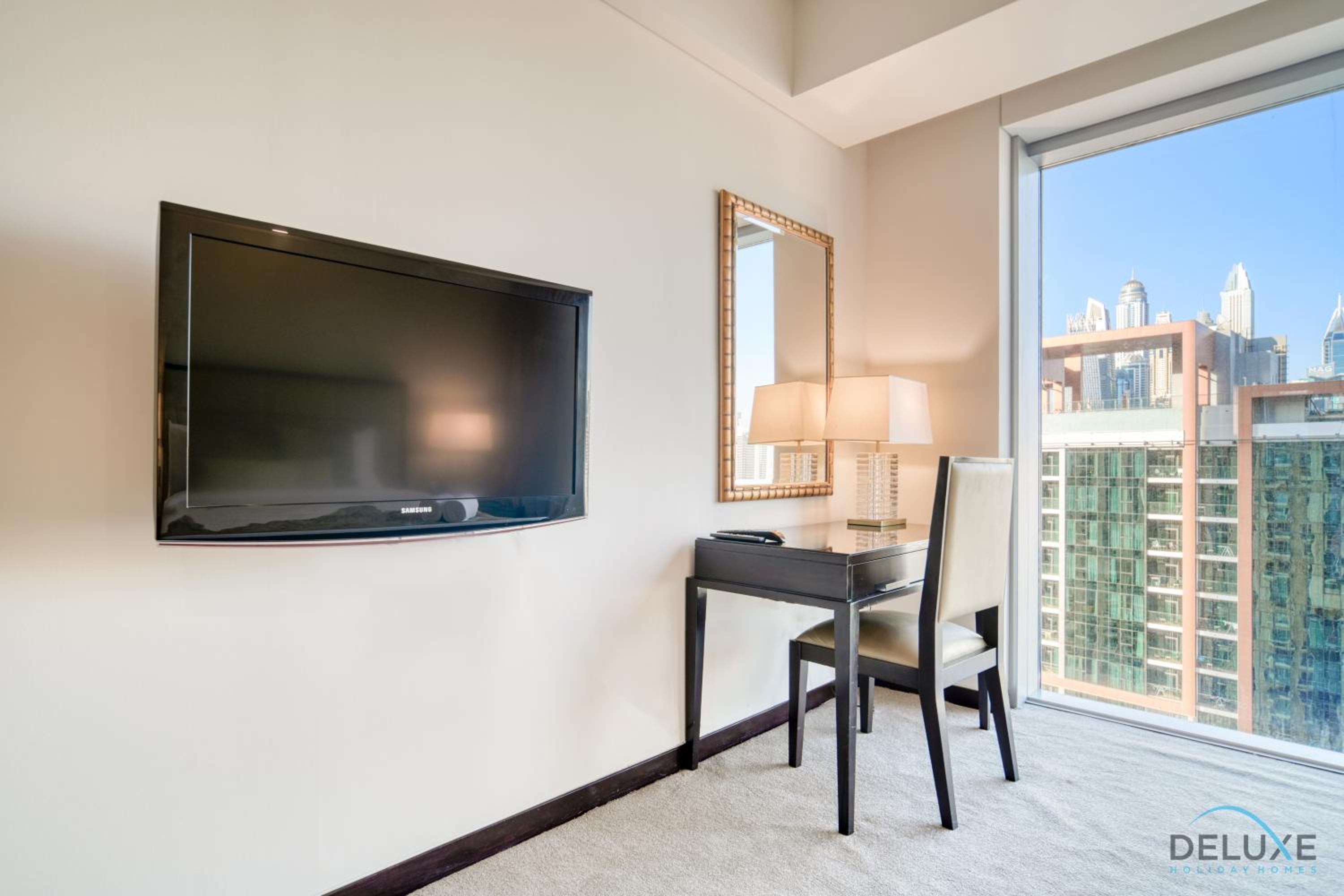 Pristine 1BR in The Address Residences Dubai Marina by Deluxe Holiday Homes