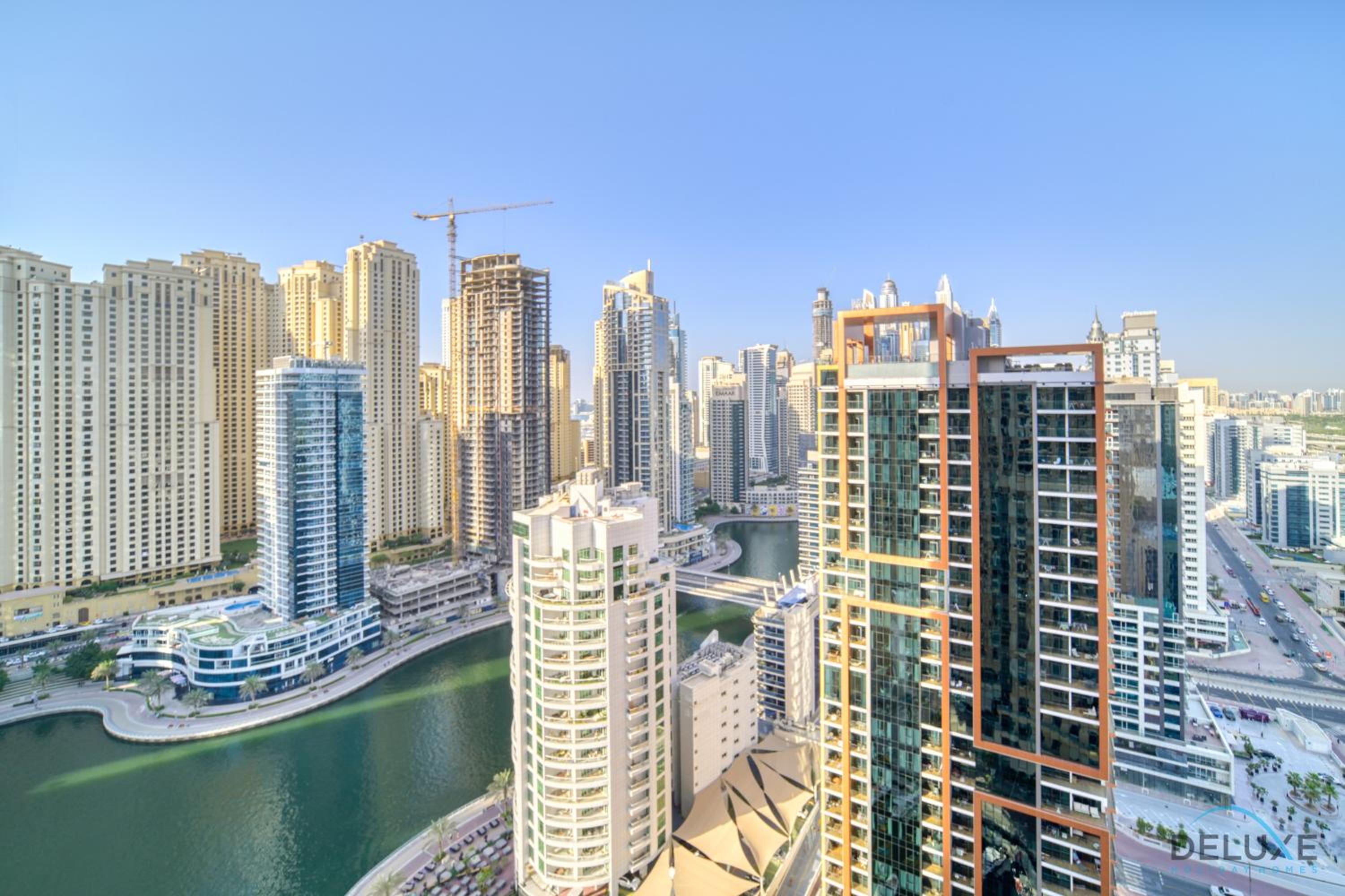 Pristine 1BR in The Address Residences Dubai Marina by Deluxe Holiday Homes