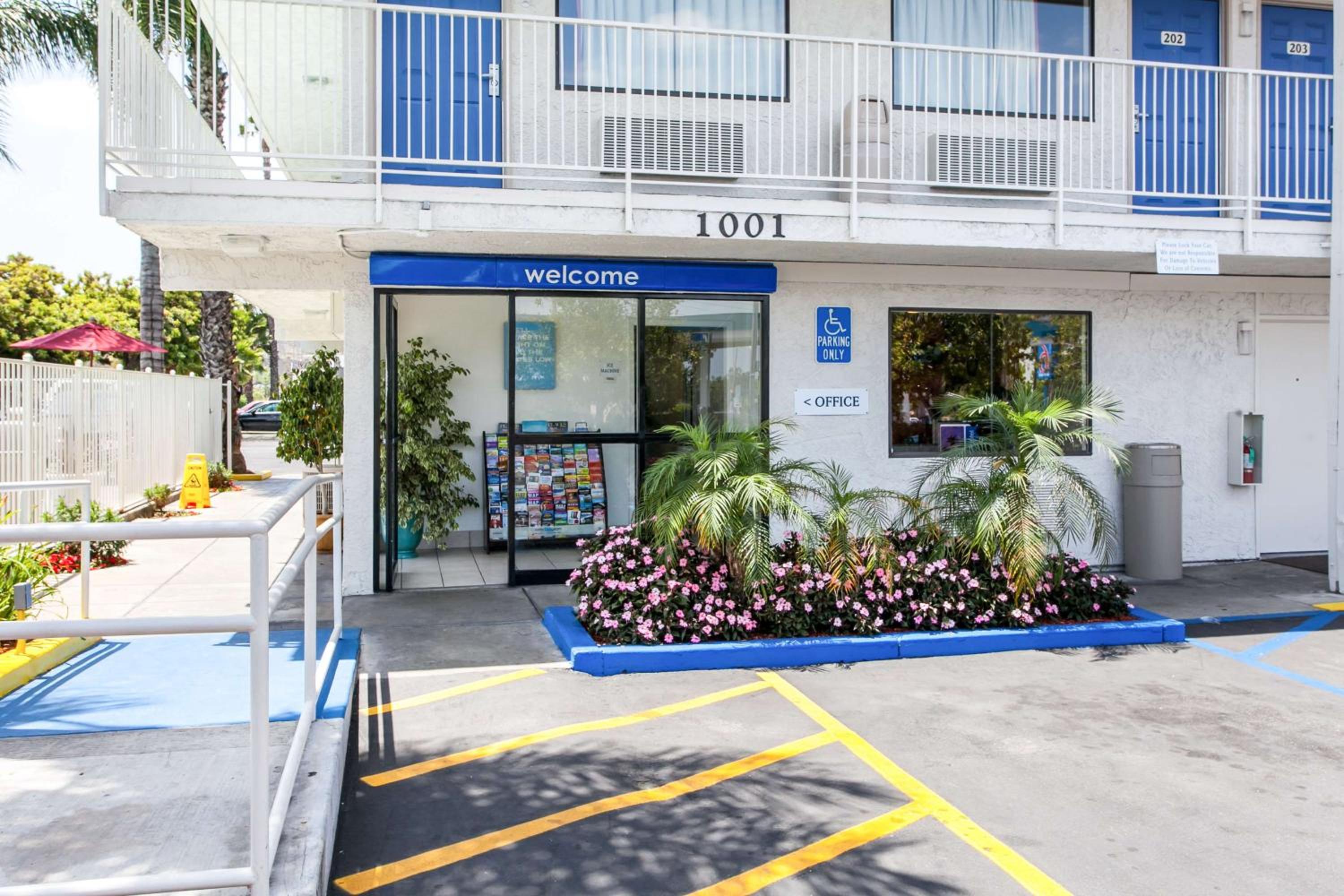 Rosemead Vacations - Motel 6-Rosemead, CA - Los Angeles - Property Image 34