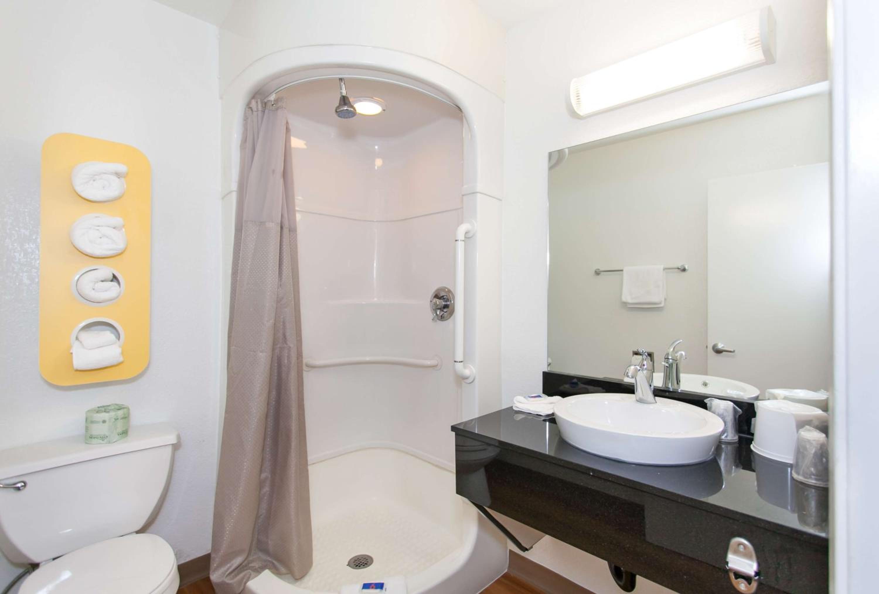 Rosemead Vacations - Motel 6-Rosemead, CA - Los Angeles - Property Image 53