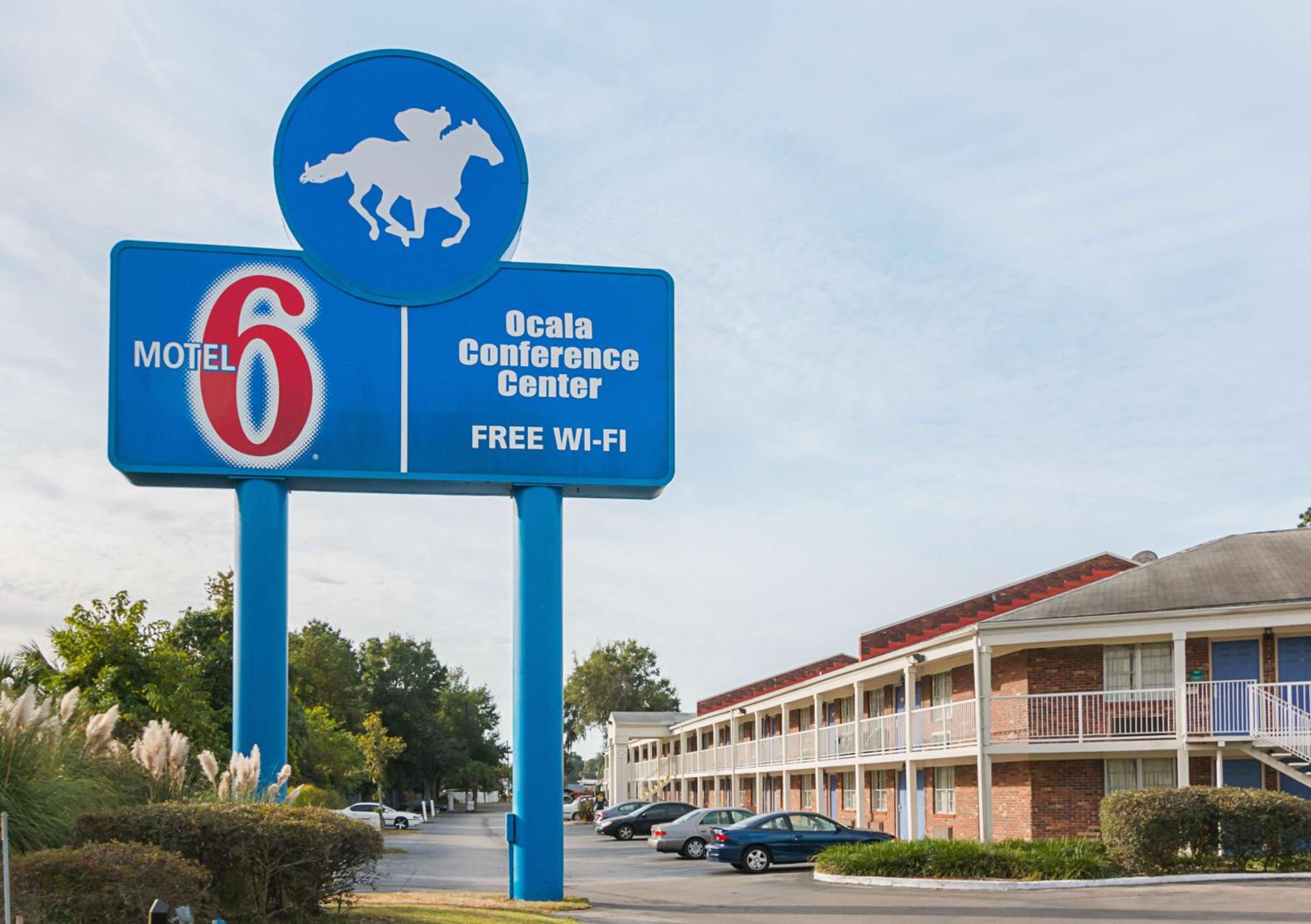 Miscellaneous Market Vacations - Motel 6-Ocala, FL - Conference Center - Property Image 4