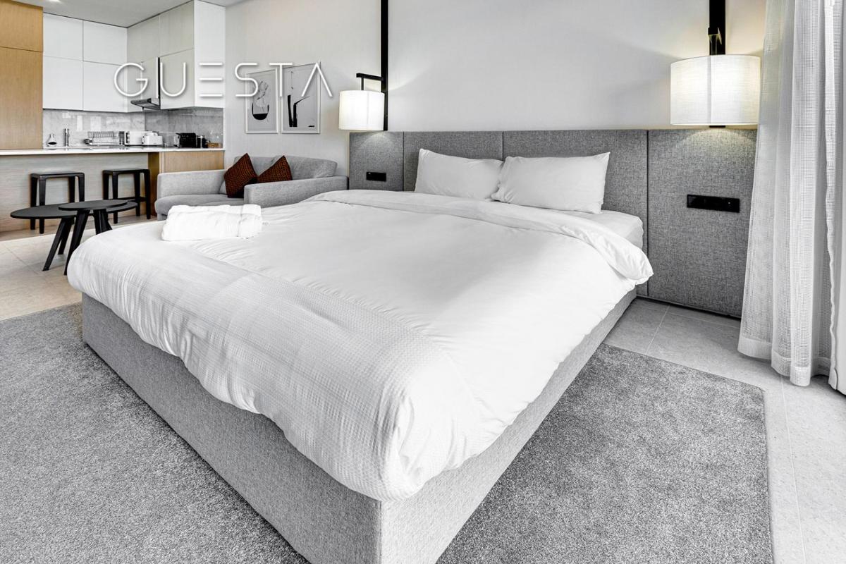 Royal Amwaj Apartments at Anantara, Palm Jumeirah, Free beach and pool access