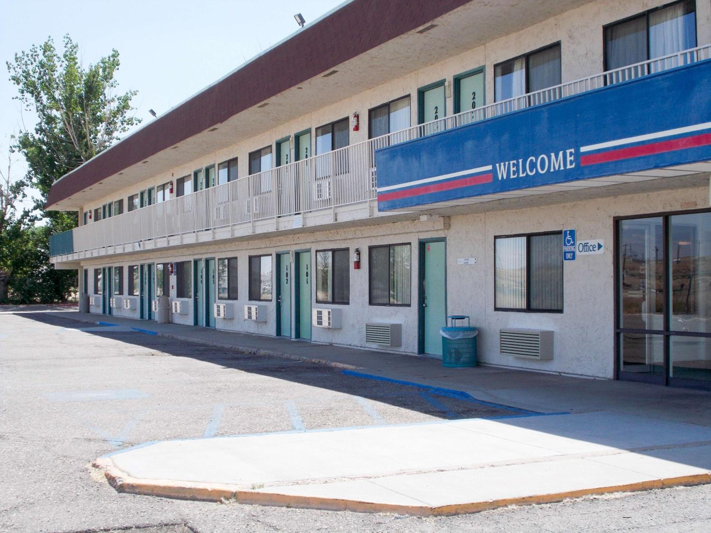 Green River Vacations - Motel 6-Green River, UT - Property Image 2