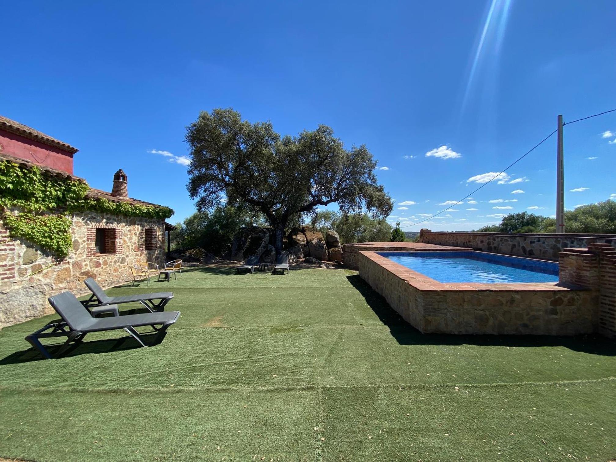Casas Rurales Monasterio de Rocamador