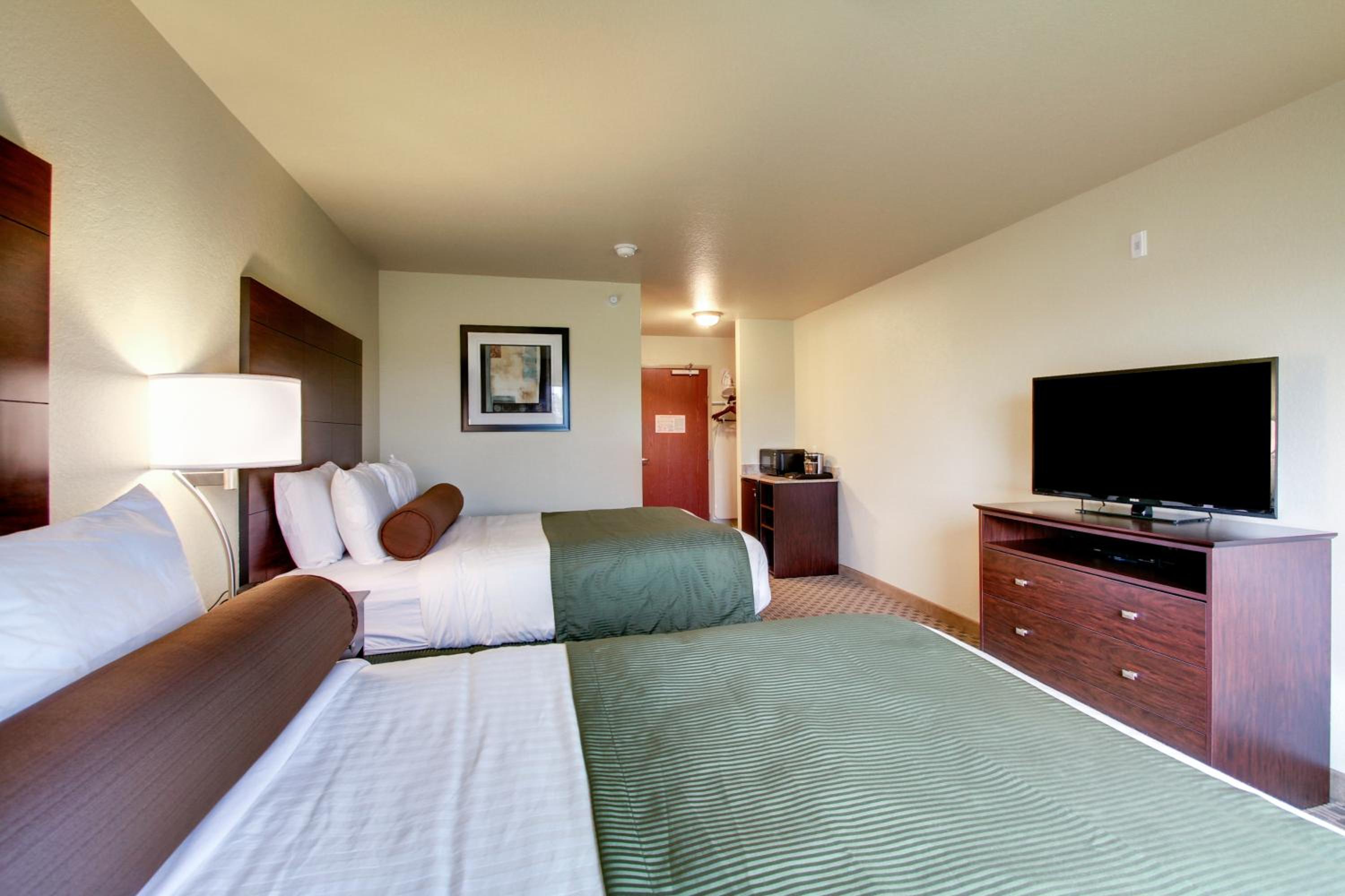 Cobblestone Inn & Suites - Schuyler