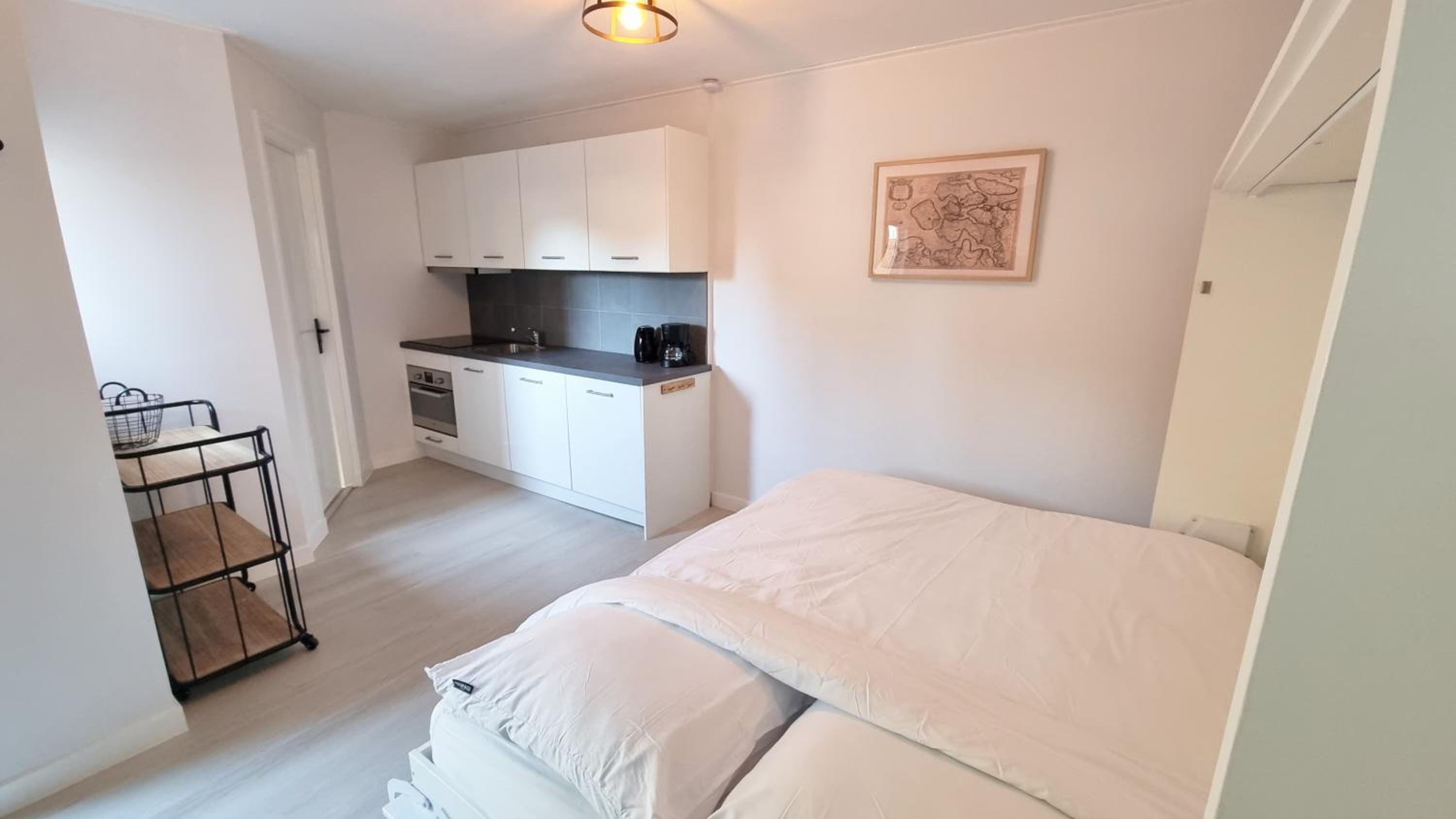 WGM37 practical new studio near the lighthouse view 4