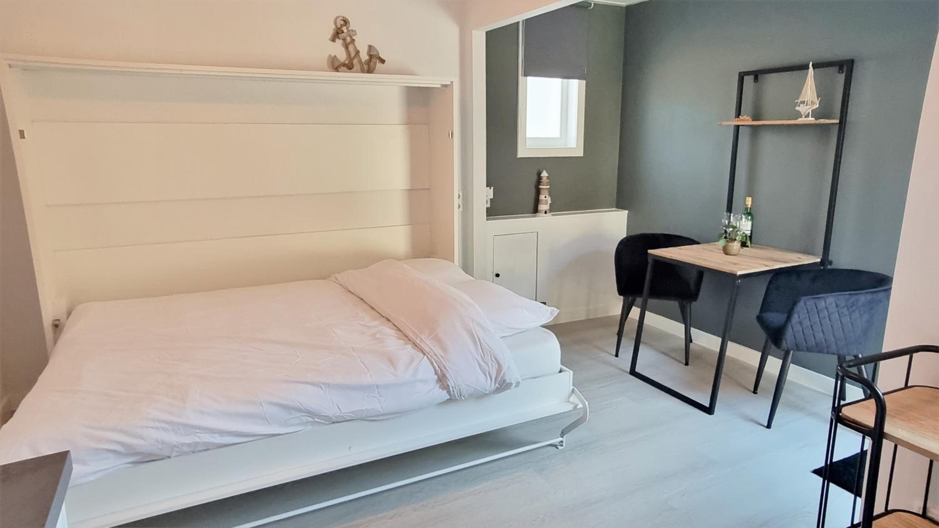 WGM37 practical new studio near the lighthouse view 3