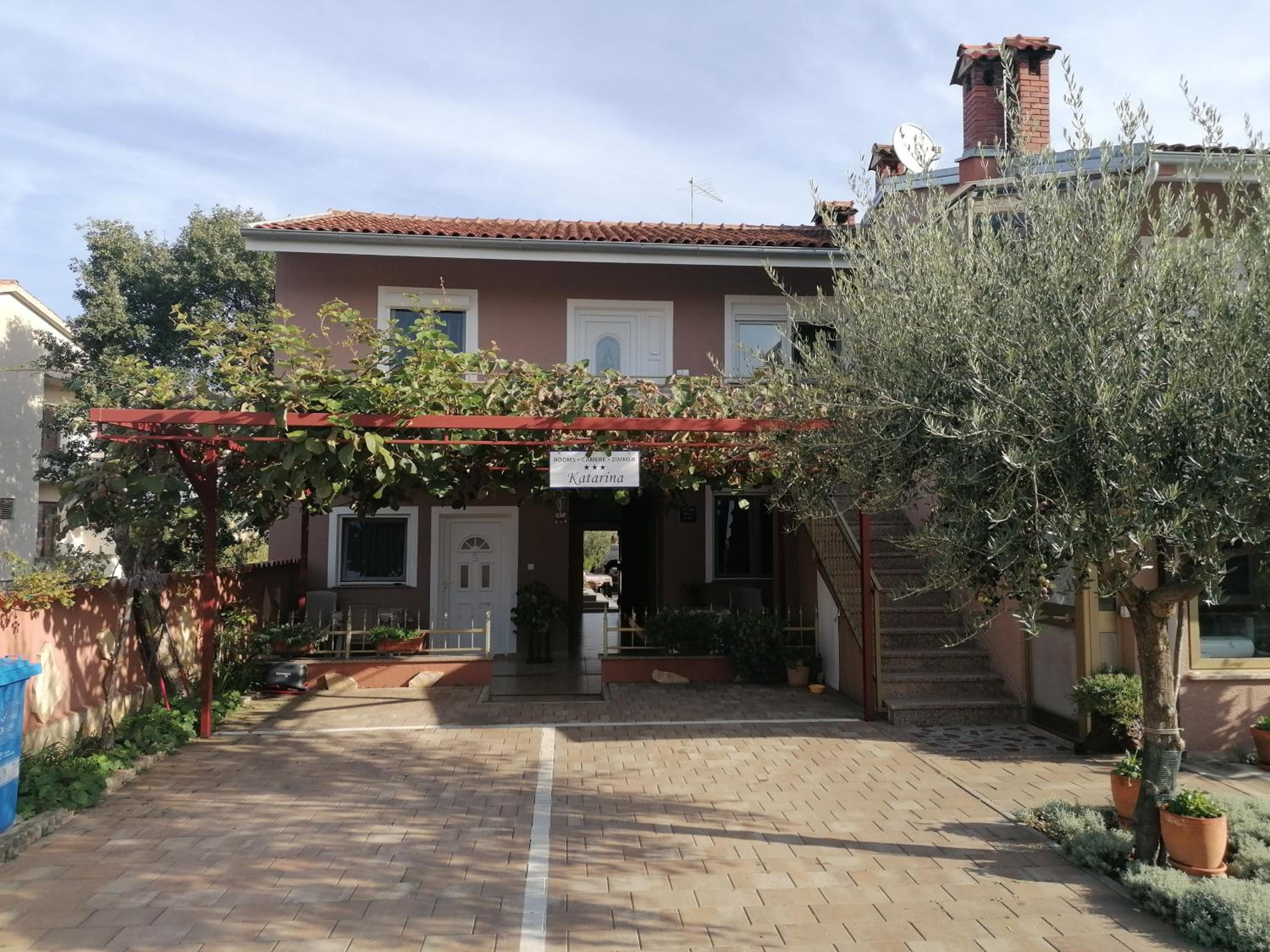 Rooms Katarina - Property Image 1