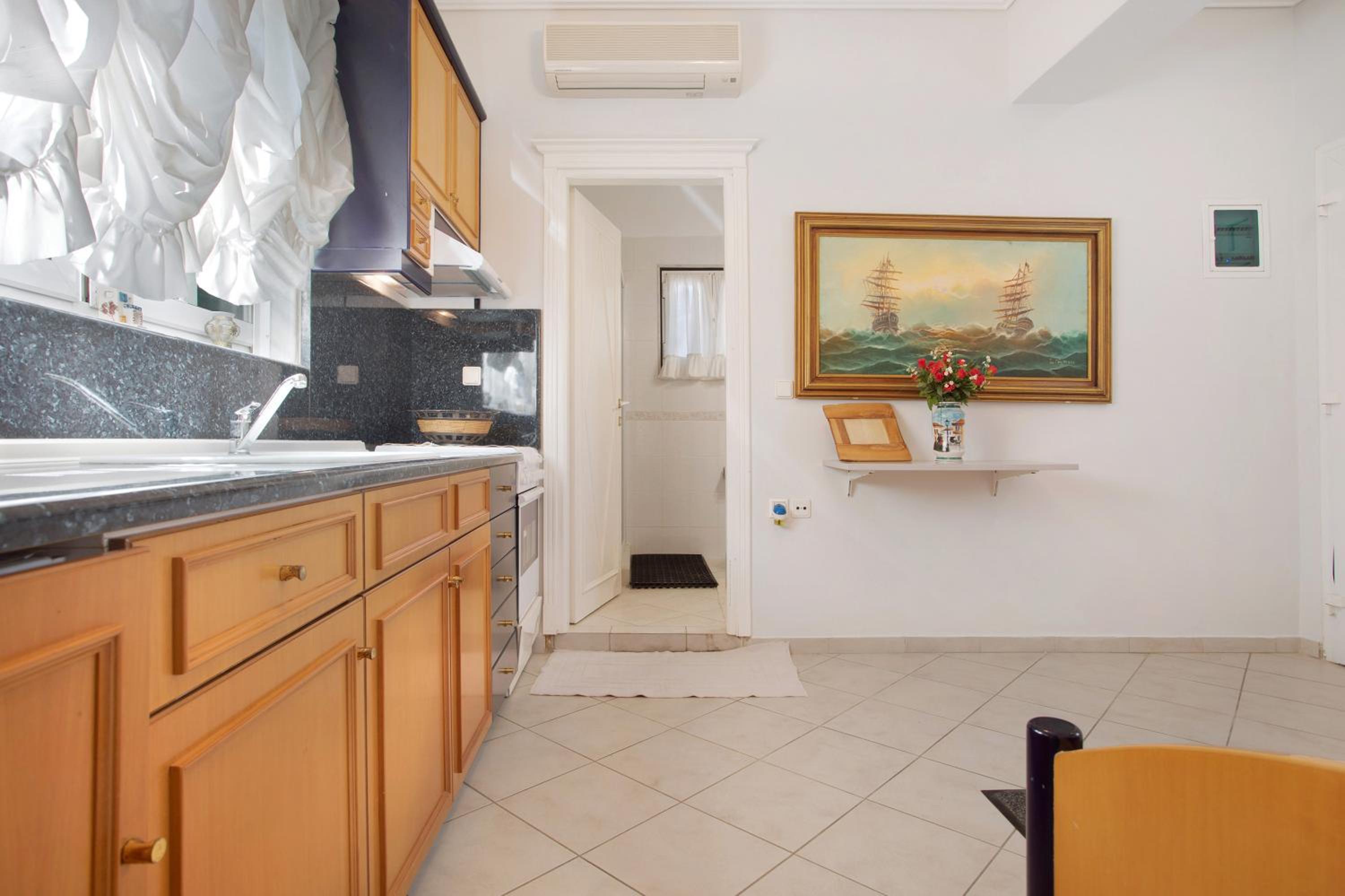Olympia Holiday Home