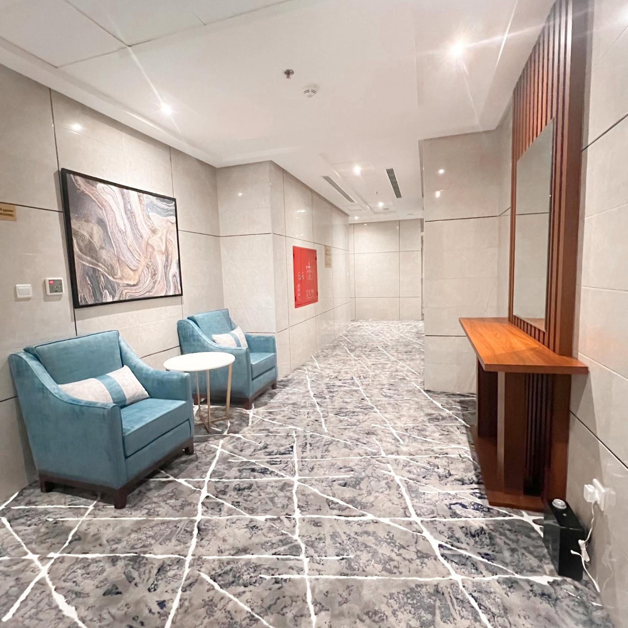 Level Nine Hotel