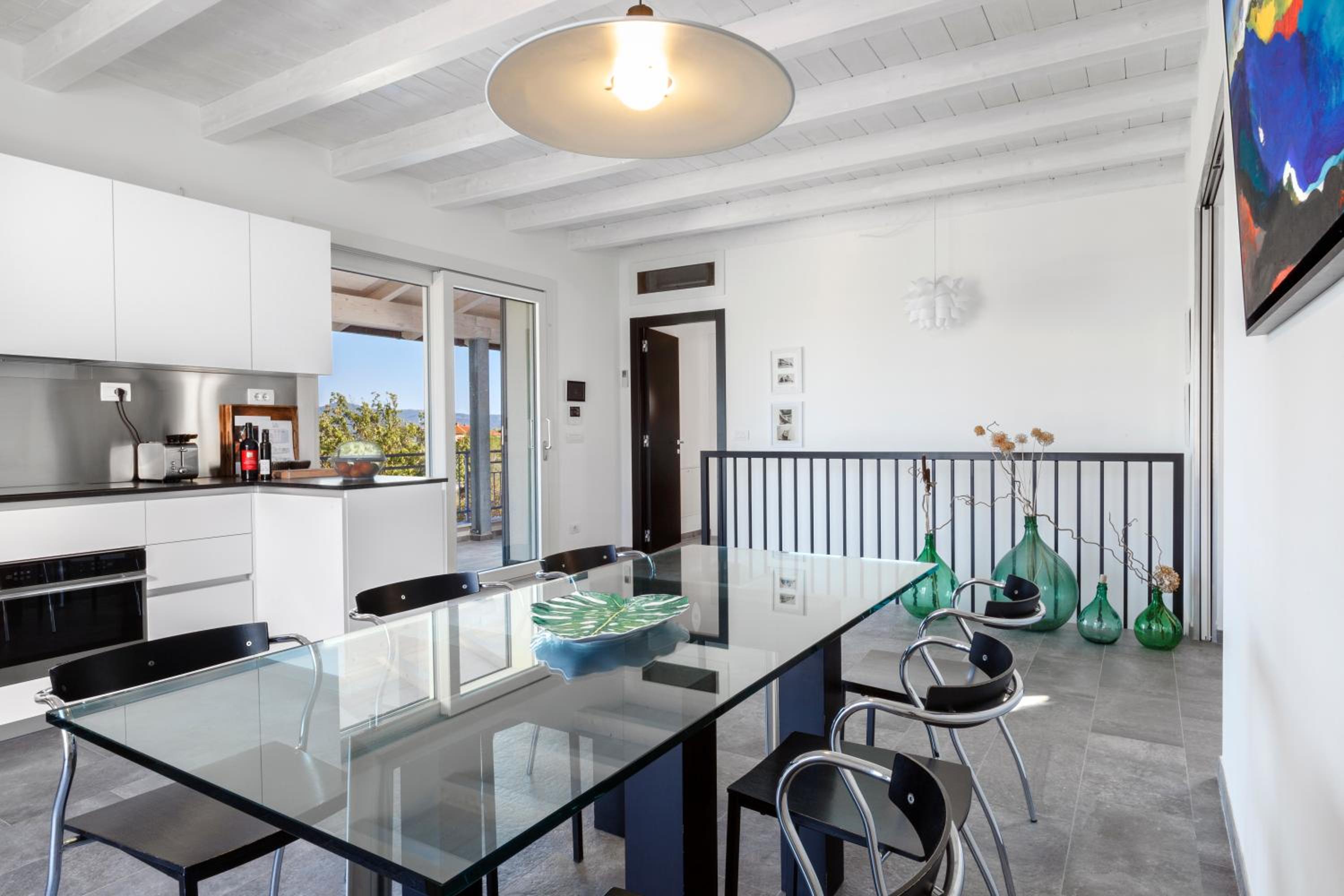 AMORE RENTALS - Villa Ambretta photo 4
