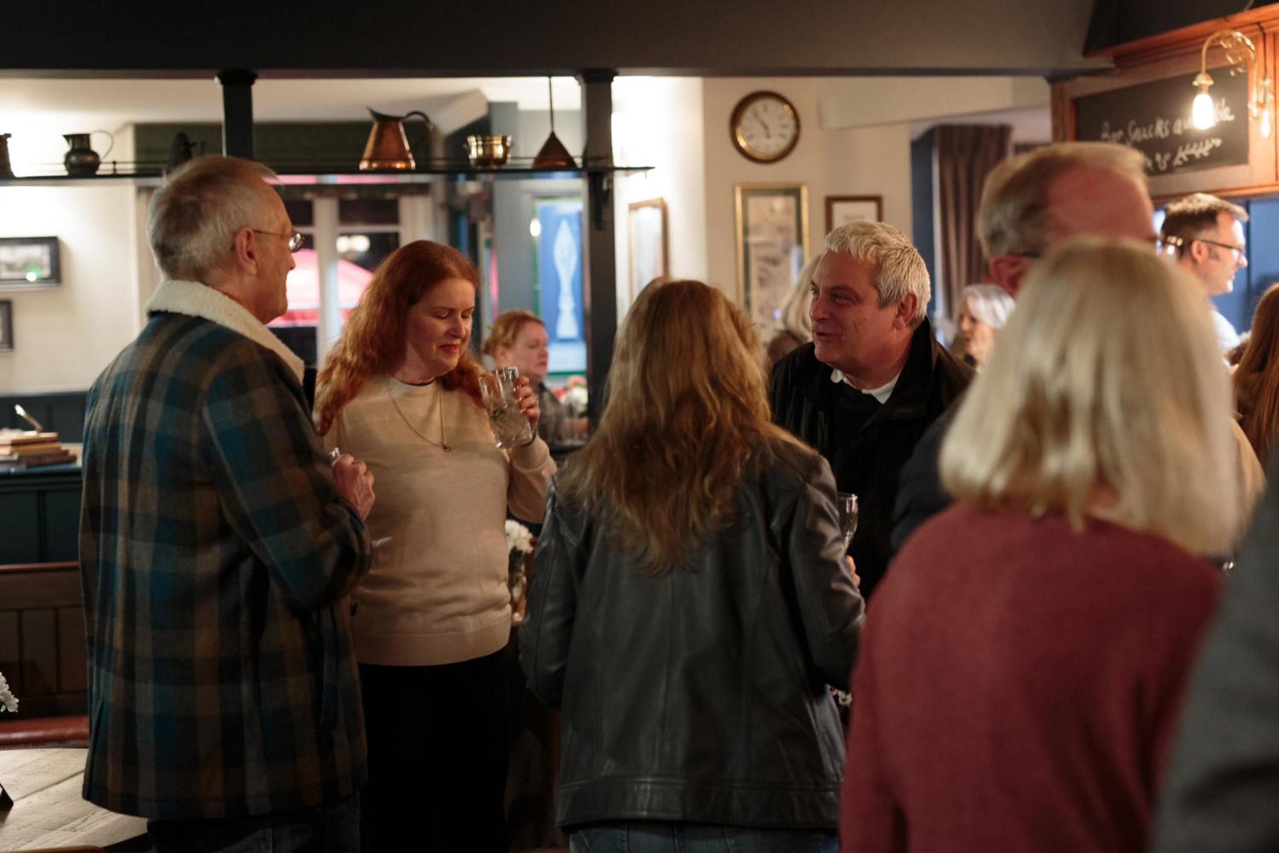 The Three Horseshoes East Worldham view 5