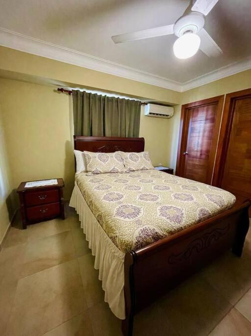 Spacious and Cozy apartment in the City