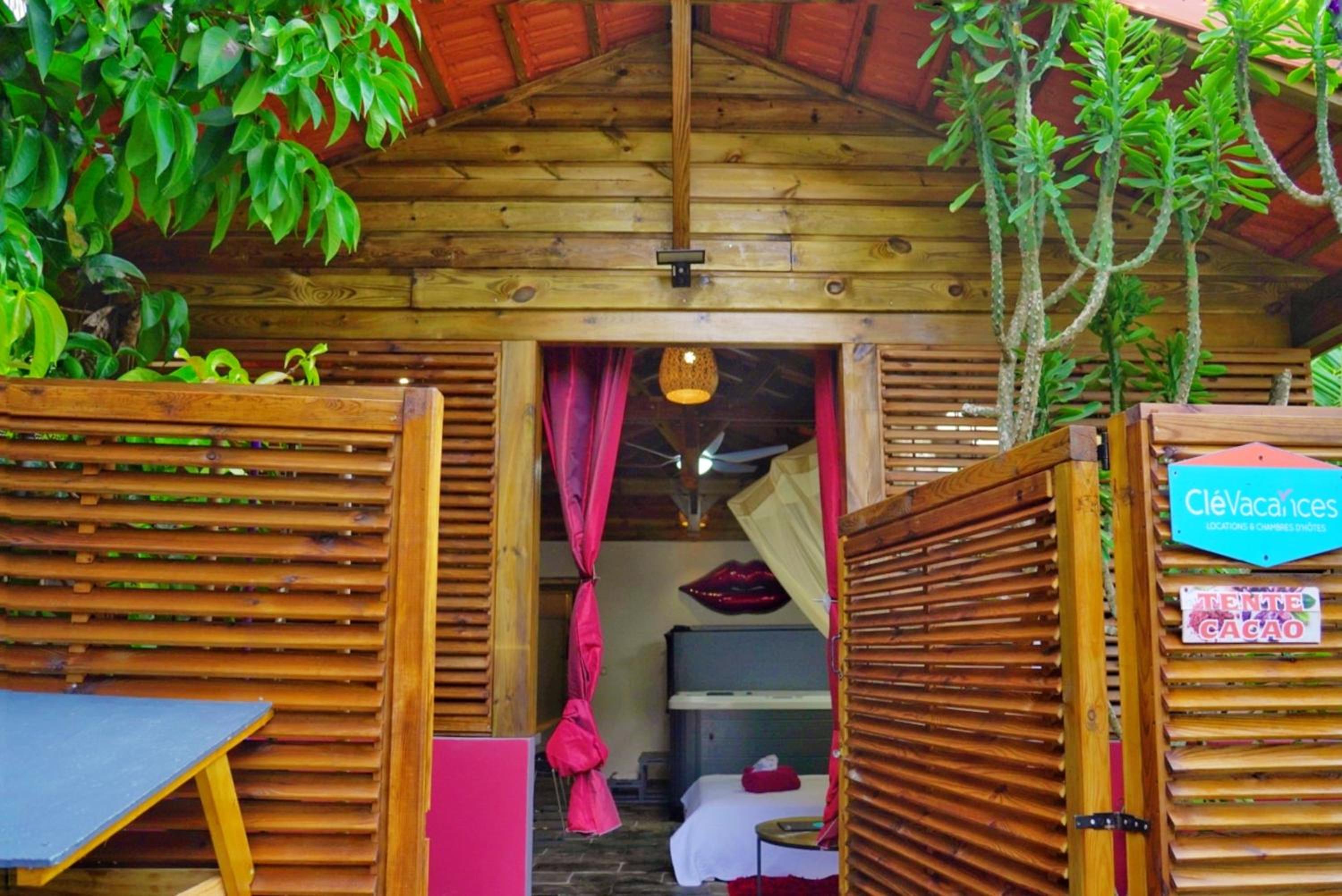 Maison charmante avec piscine et spa à Fort-de-France