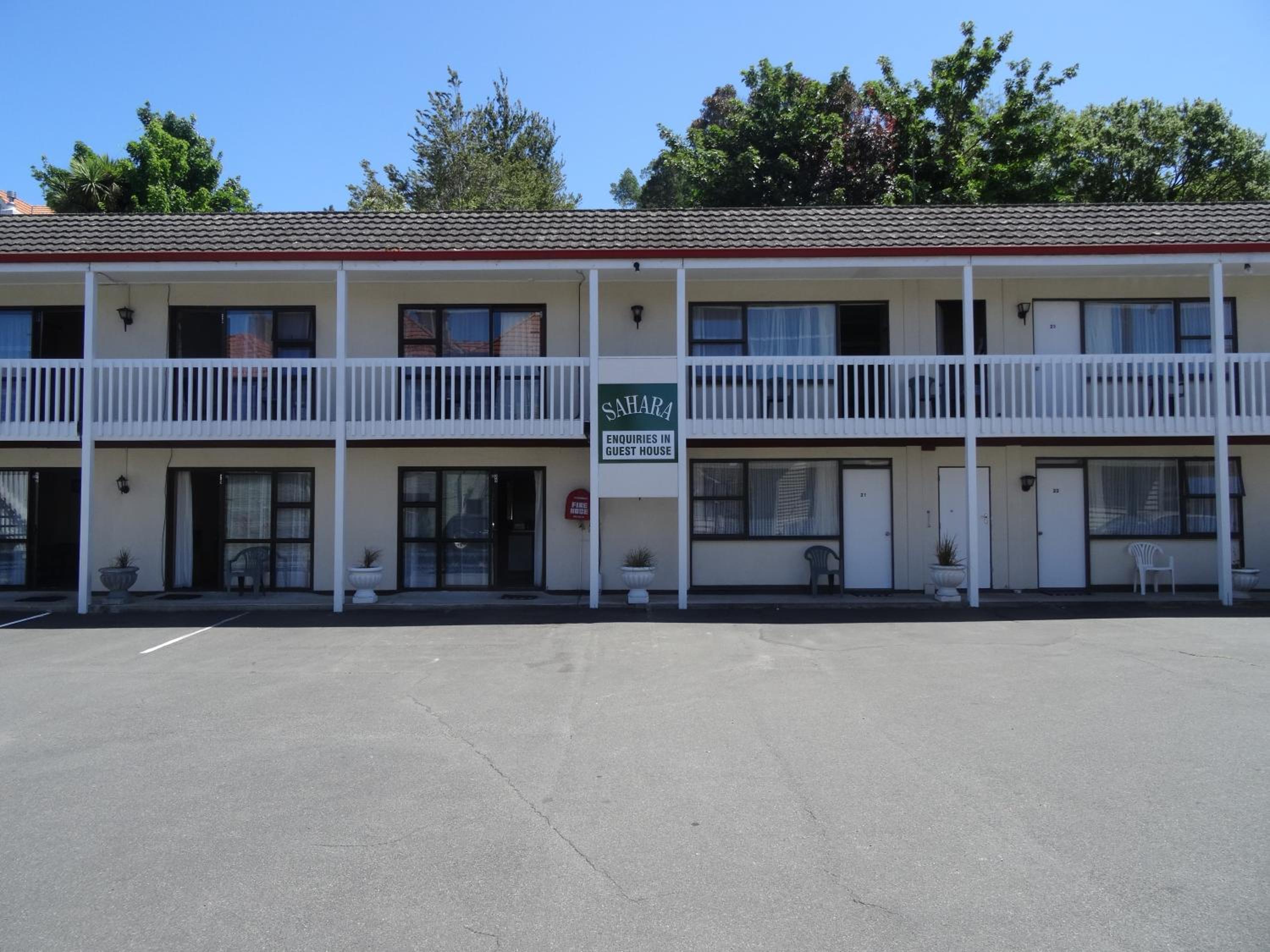 Sahara Motels