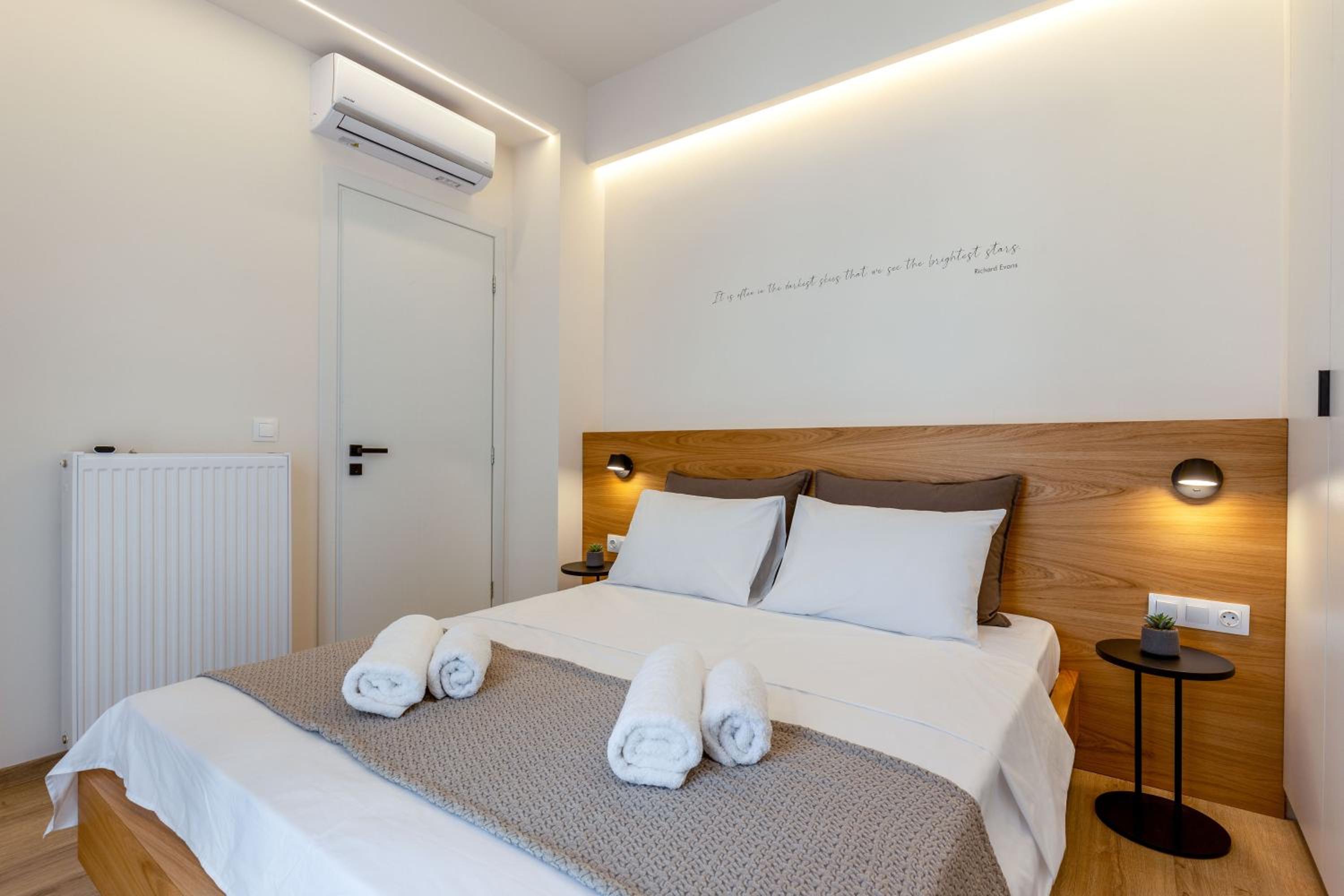 IO SUITES