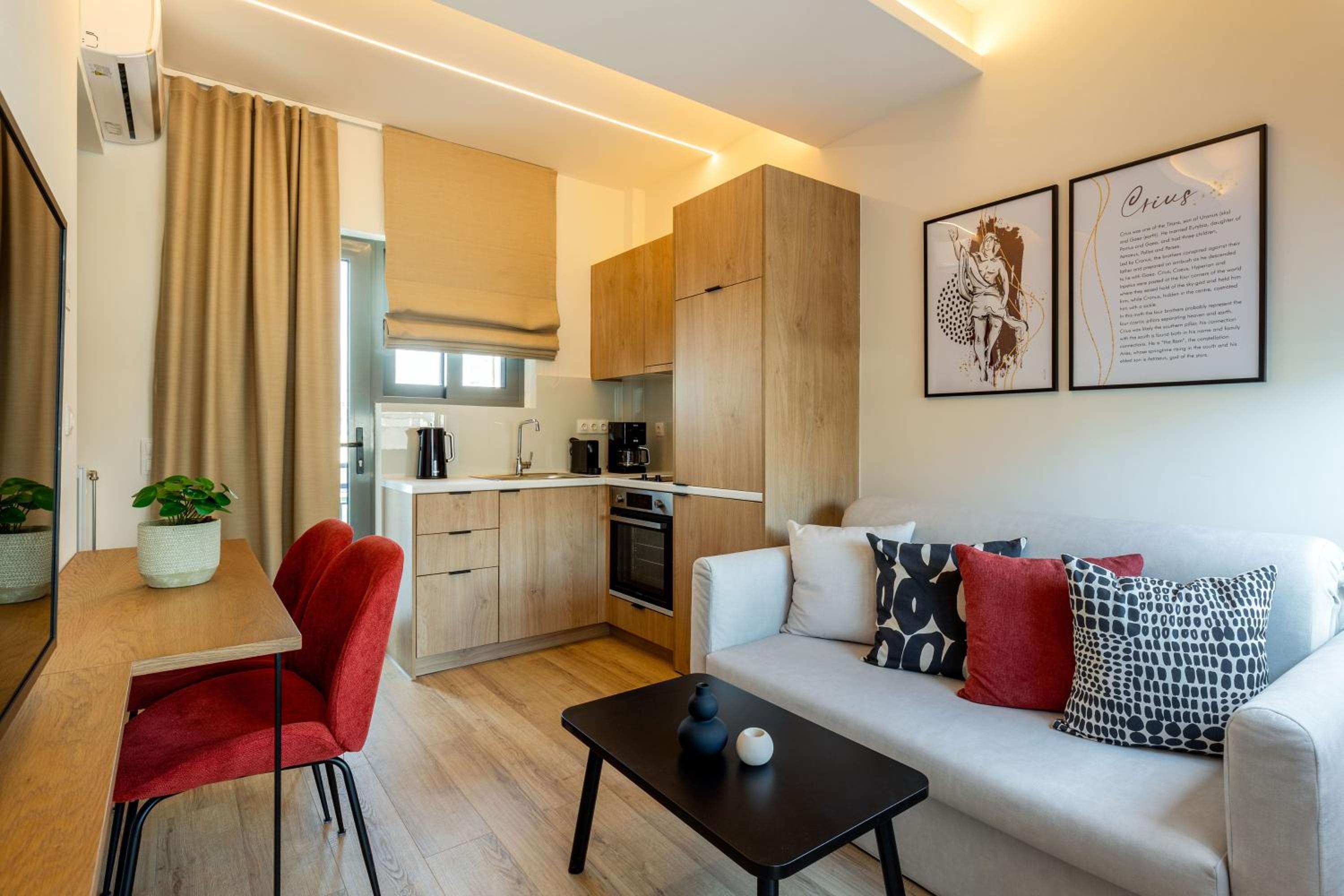 IO SUITES