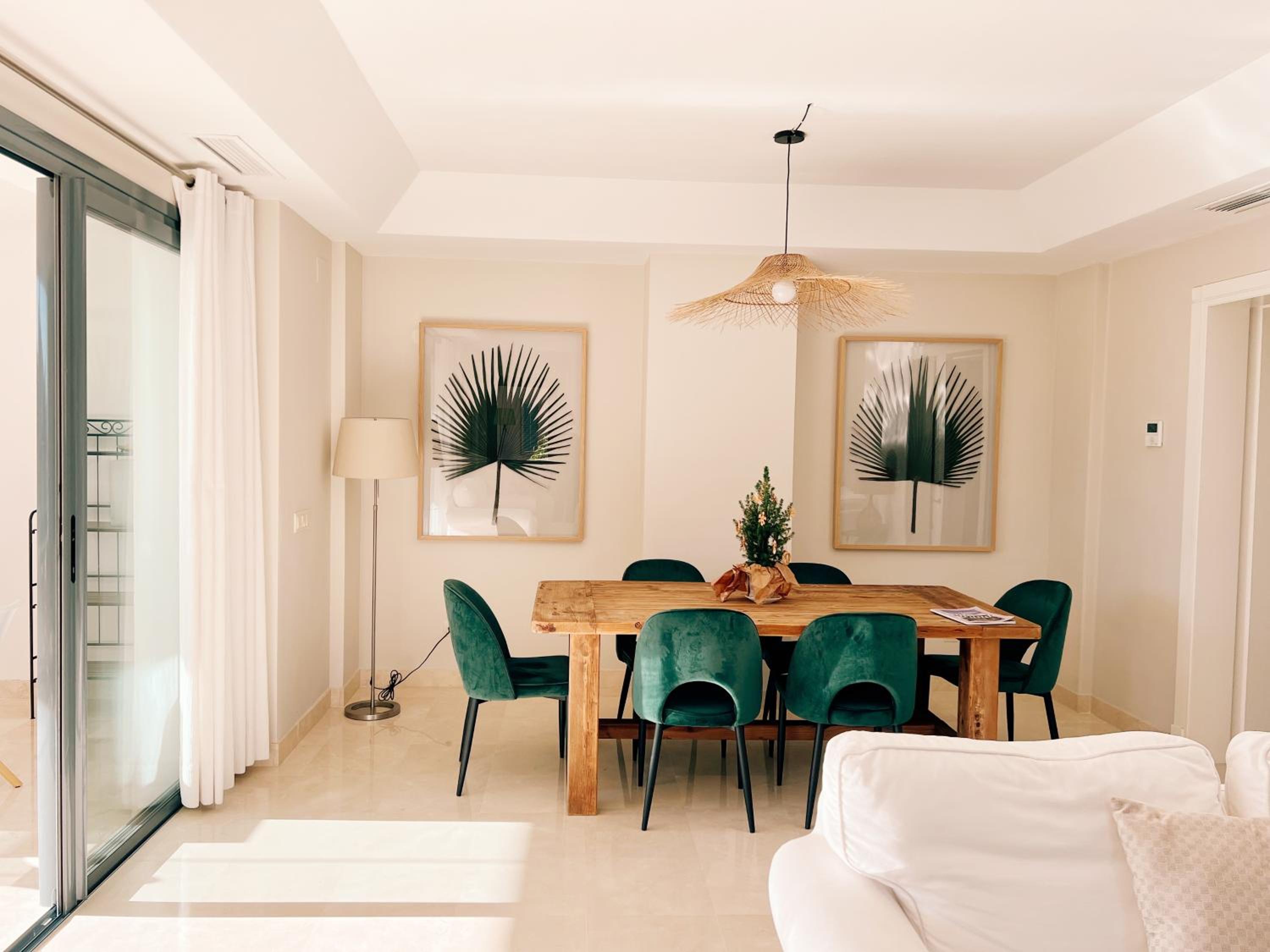 Sotogrande Alboaire- Waterfront luxury 4 bedroom Apt in the Marina of Sotogrande view 5