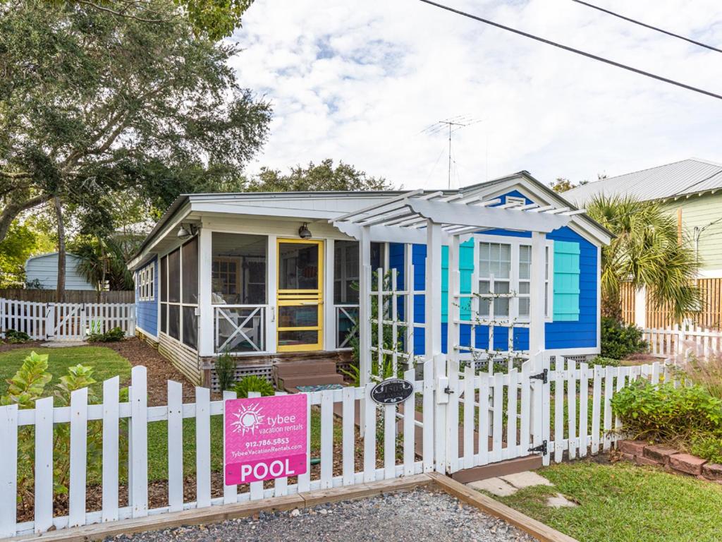 Blue Crab Cottage view 3