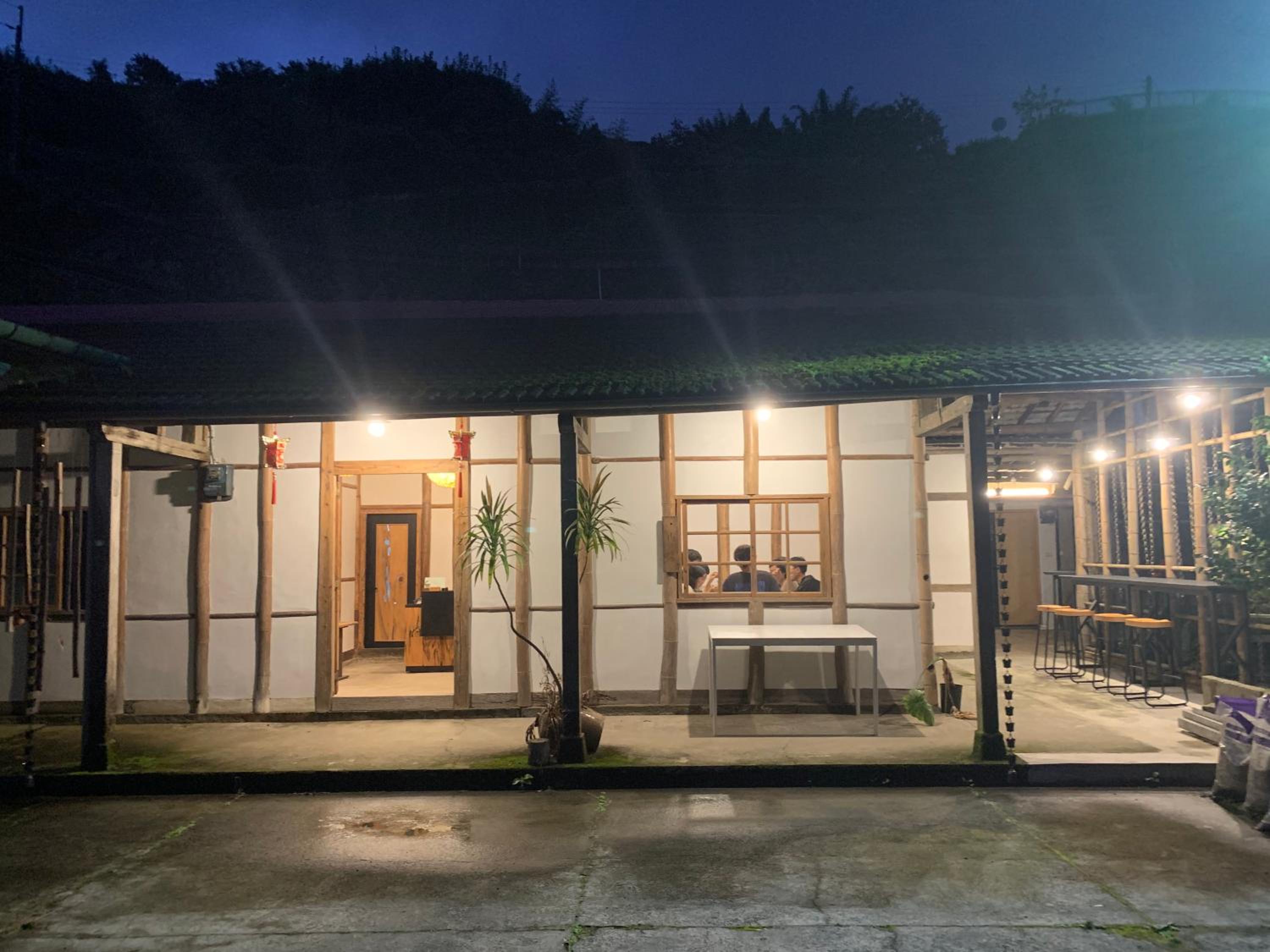 Drizzle Tea House view 5