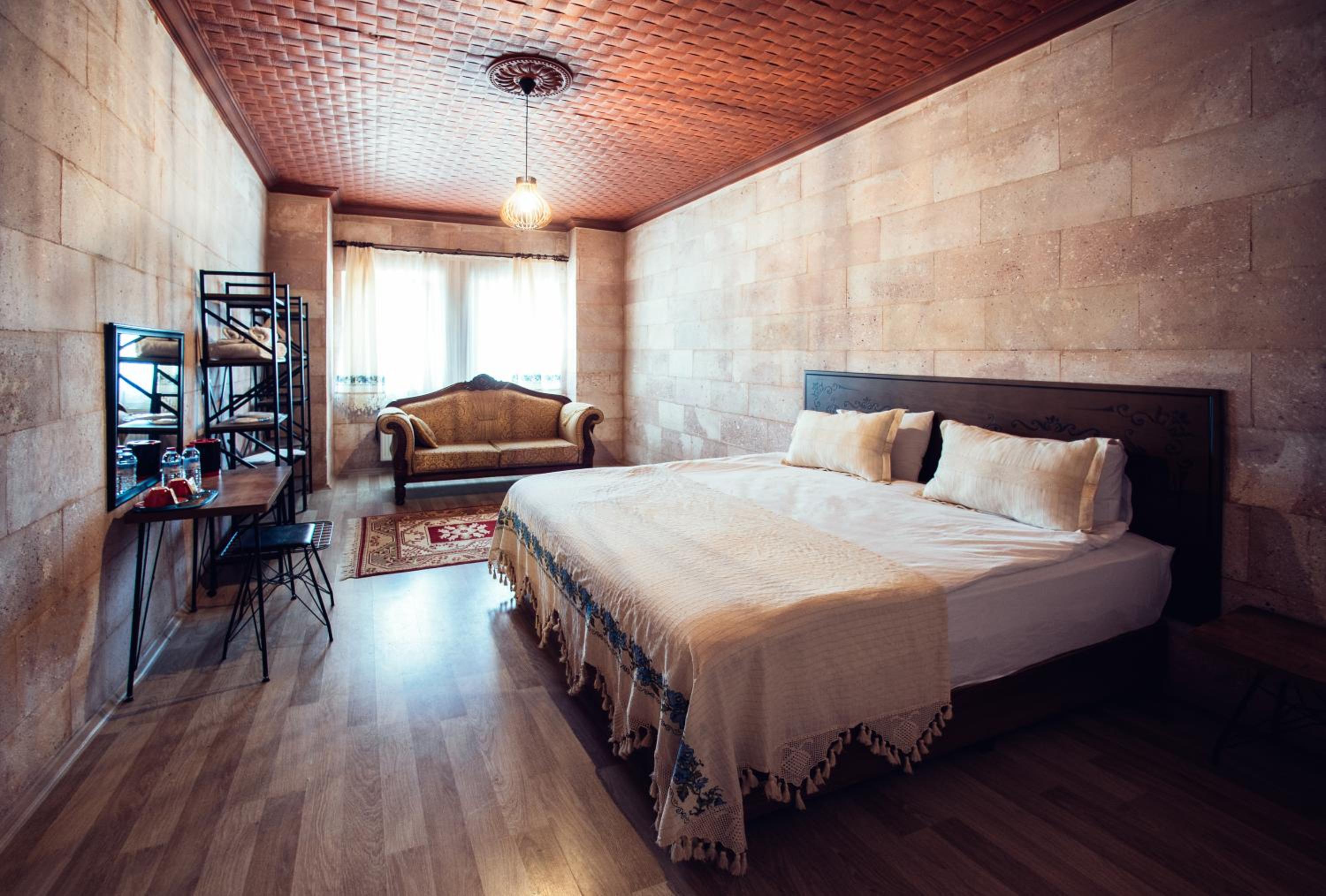 Azalea Terrace - Image 20