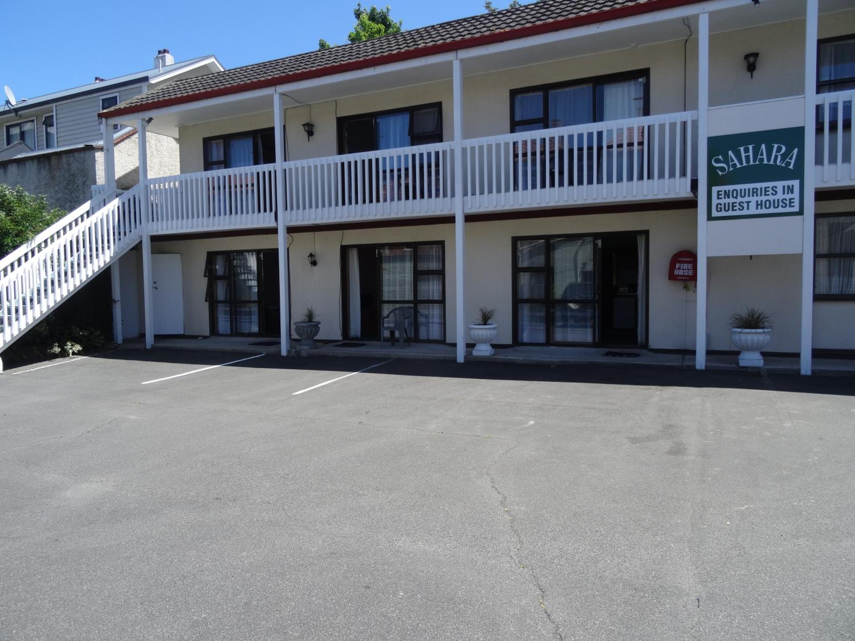 Sahara Motels