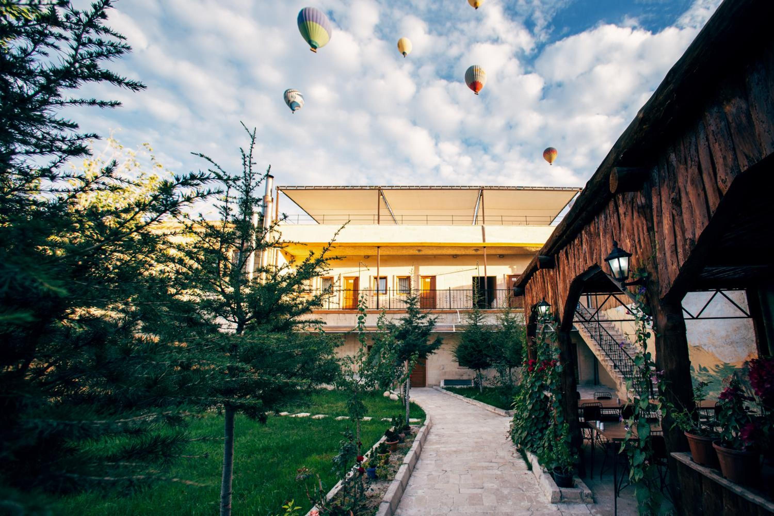 Azalea Terrace - Image 35