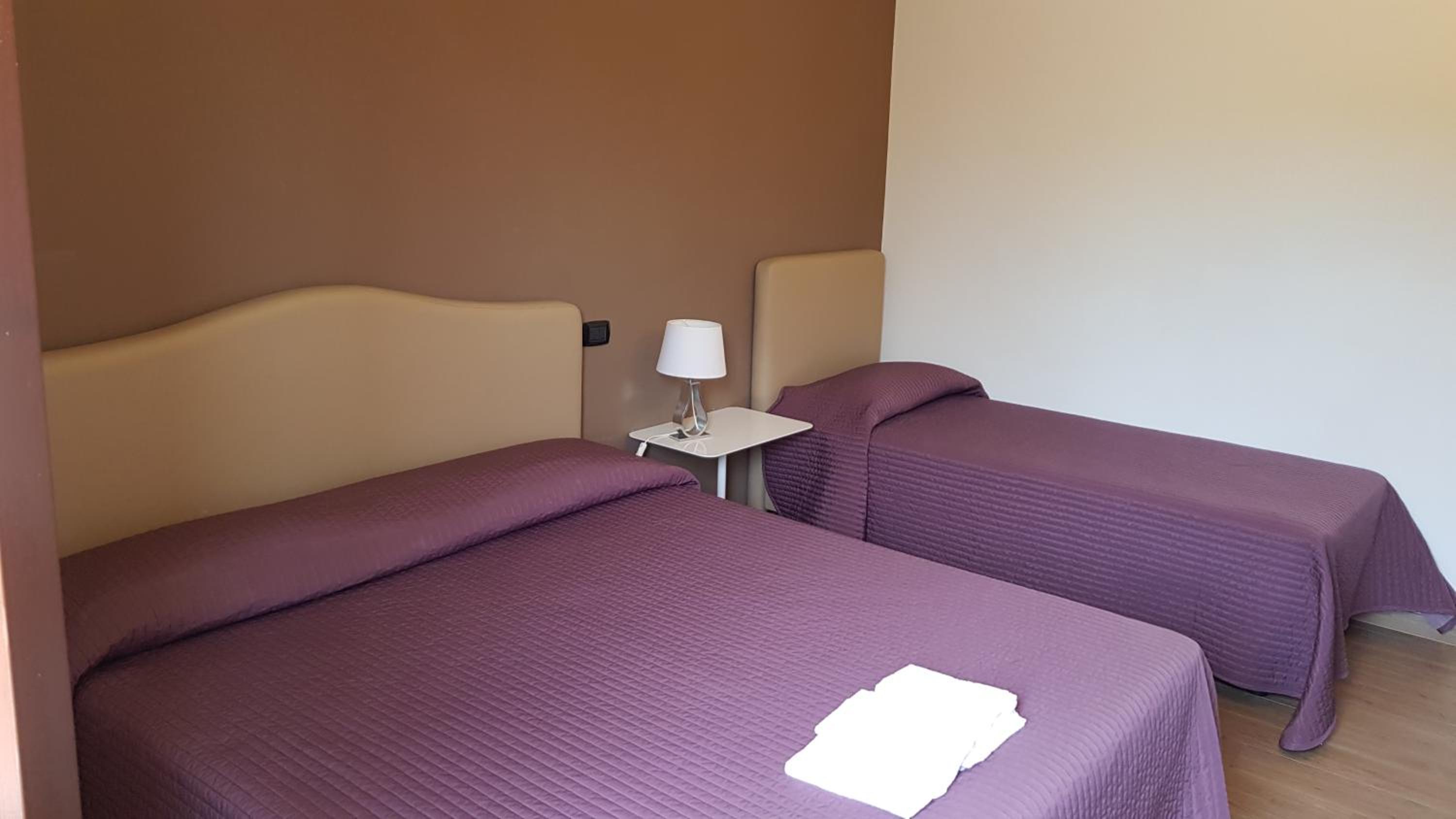 Il Casale degli Ulivi - Agriturismo - TENIMENTI LEONE