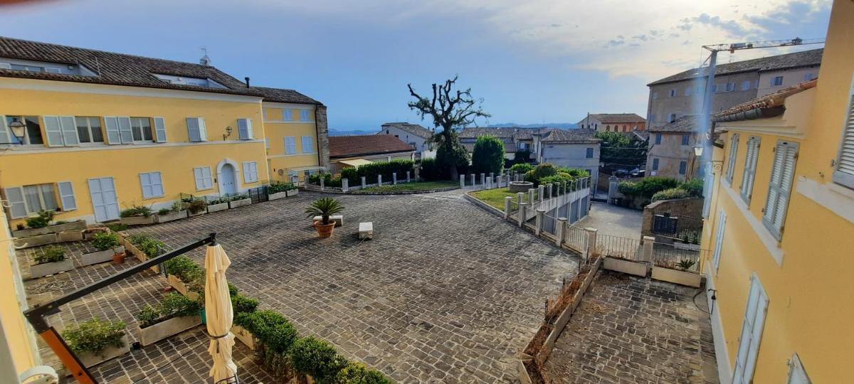 appartamento in contesto esclusivo in pieno centro view 3
